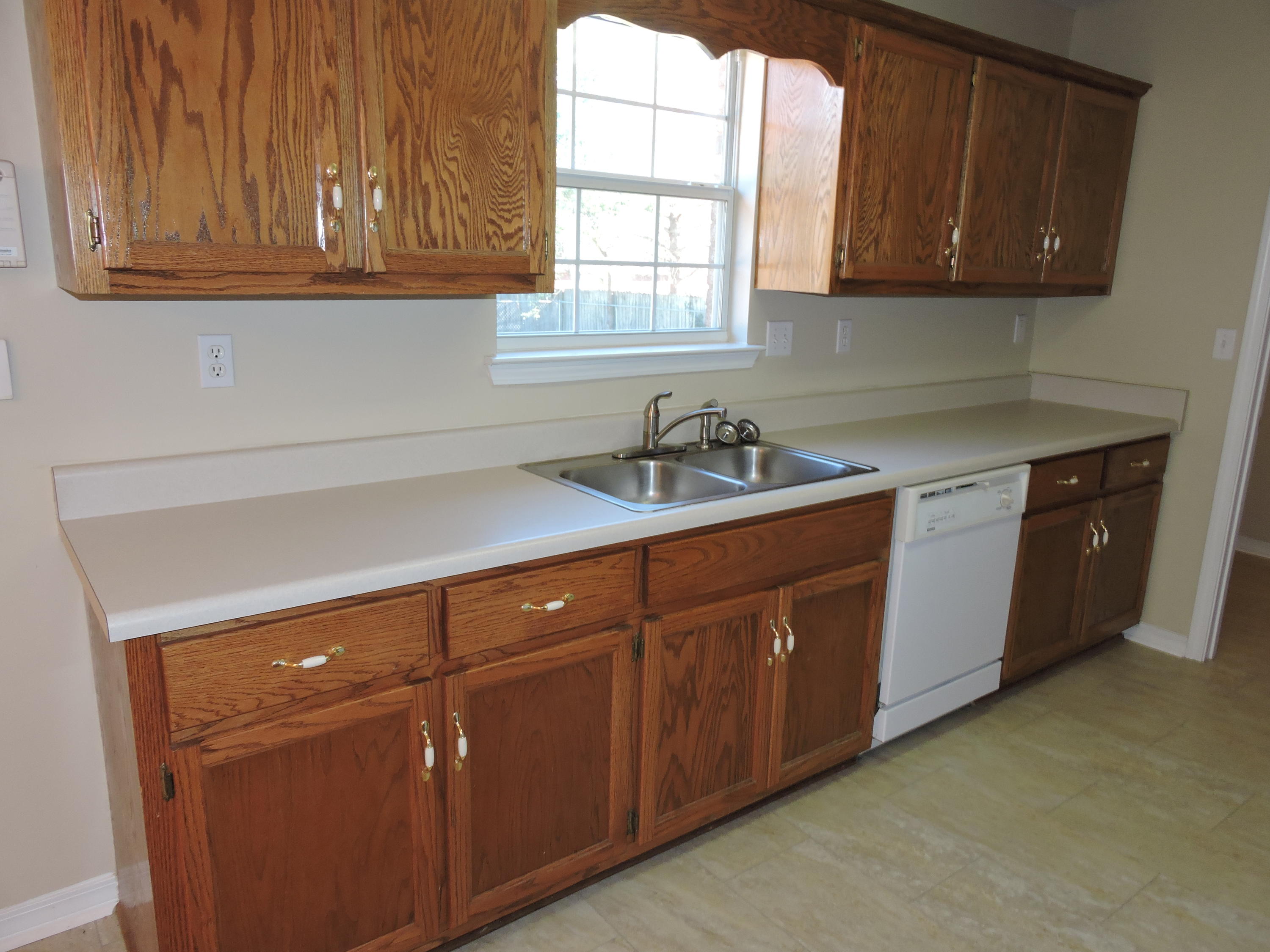 AUBURN ACRES - Residential Lease