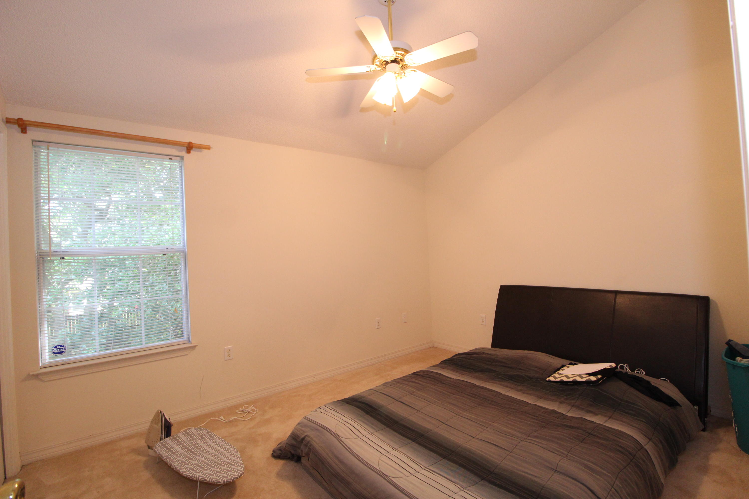 BEDFORD SQUARE T/H - Residential