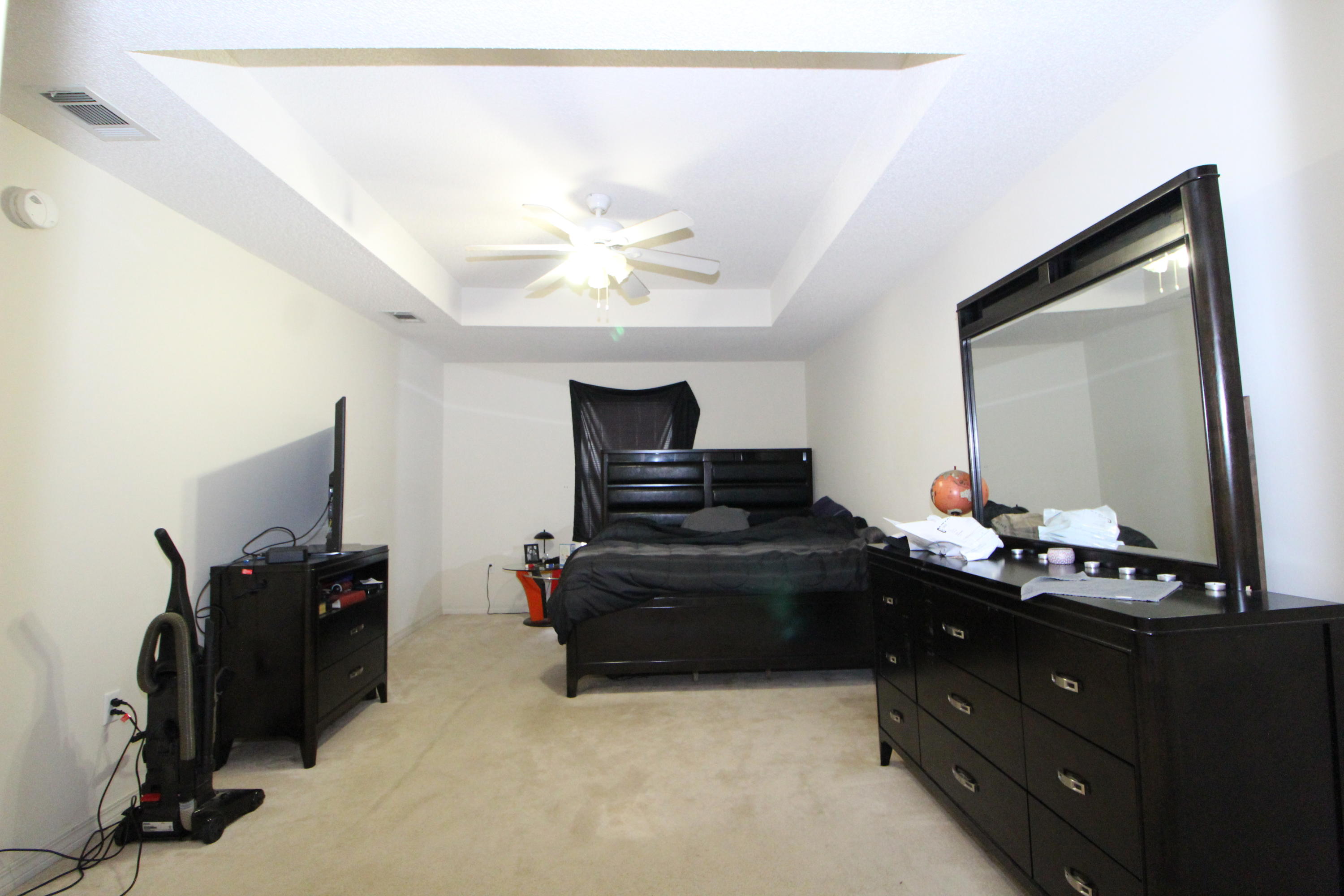 BEDFORD SQUARE T/H - Residential