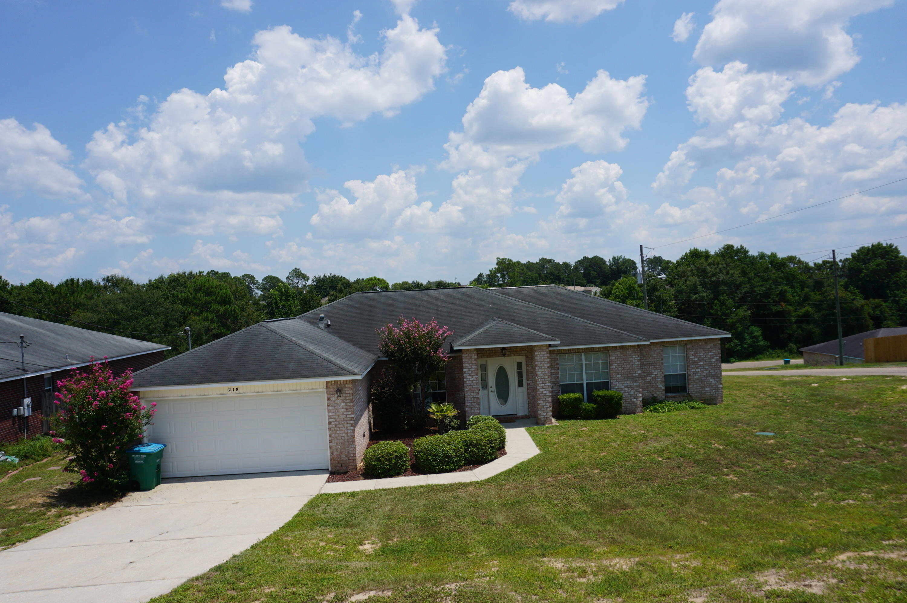 COUNTRYVIEW ESTATES 10TH ADDN - Residential Lease