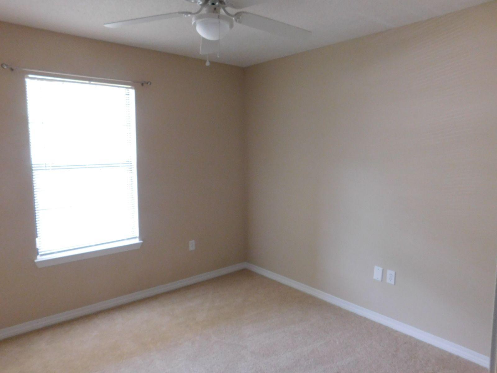 FOXWOOD ESTATES 1 - Residential