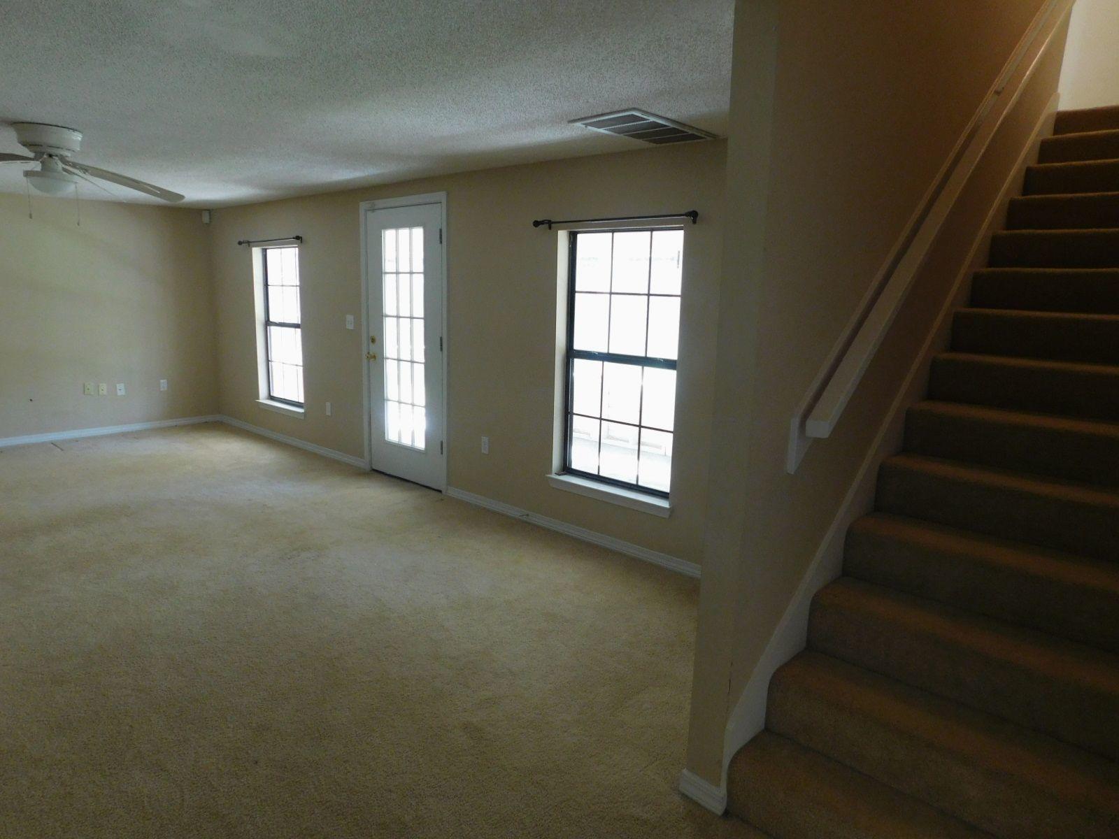 FOXWOOD ESTATES 1 - Residential