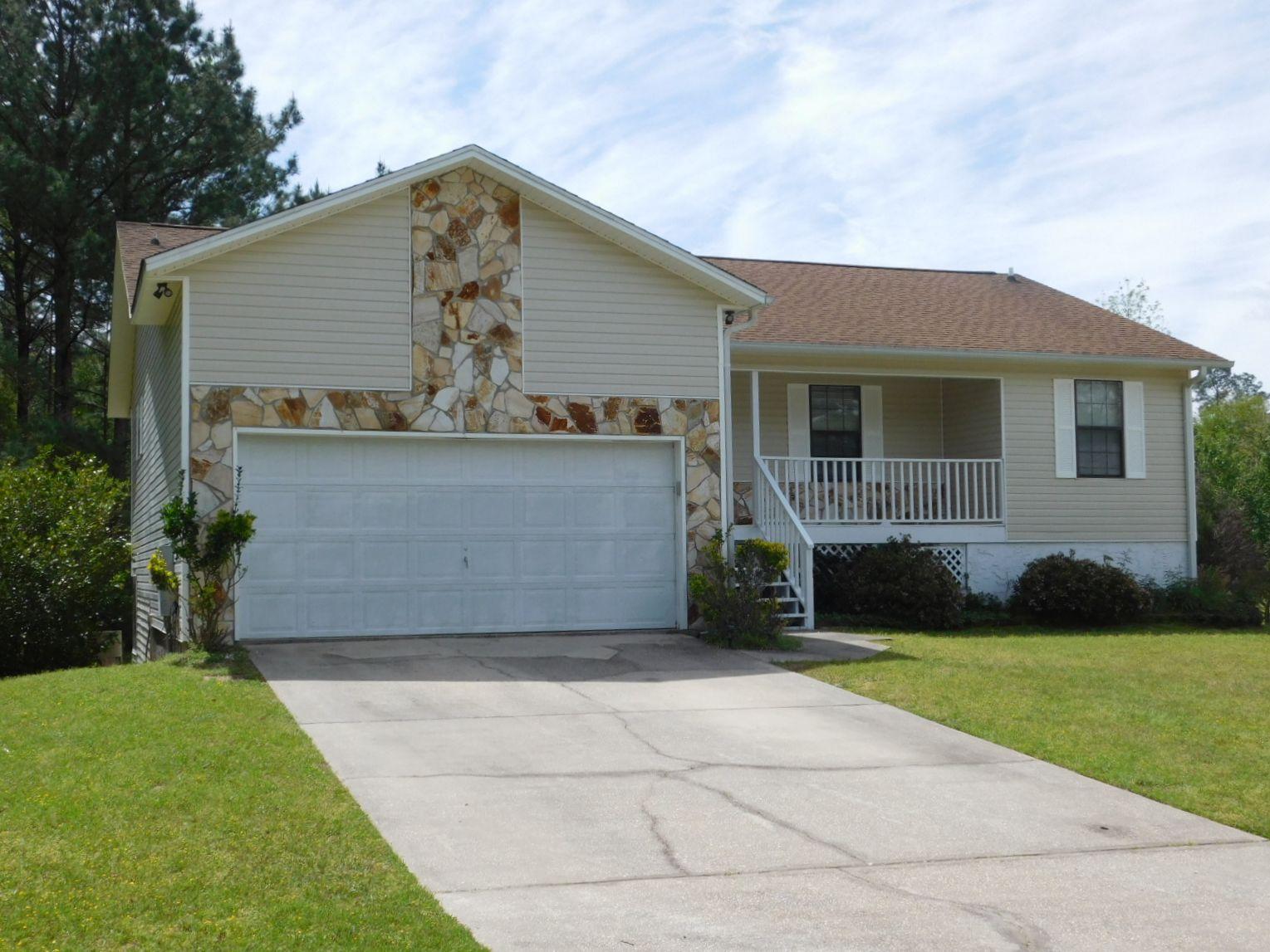 FOXWOOD ESTATES 1 - Residential