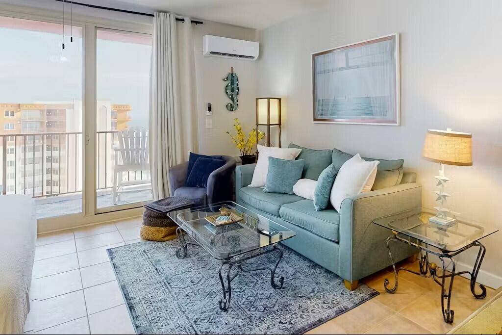 SHORES OF PANAMA - Residential