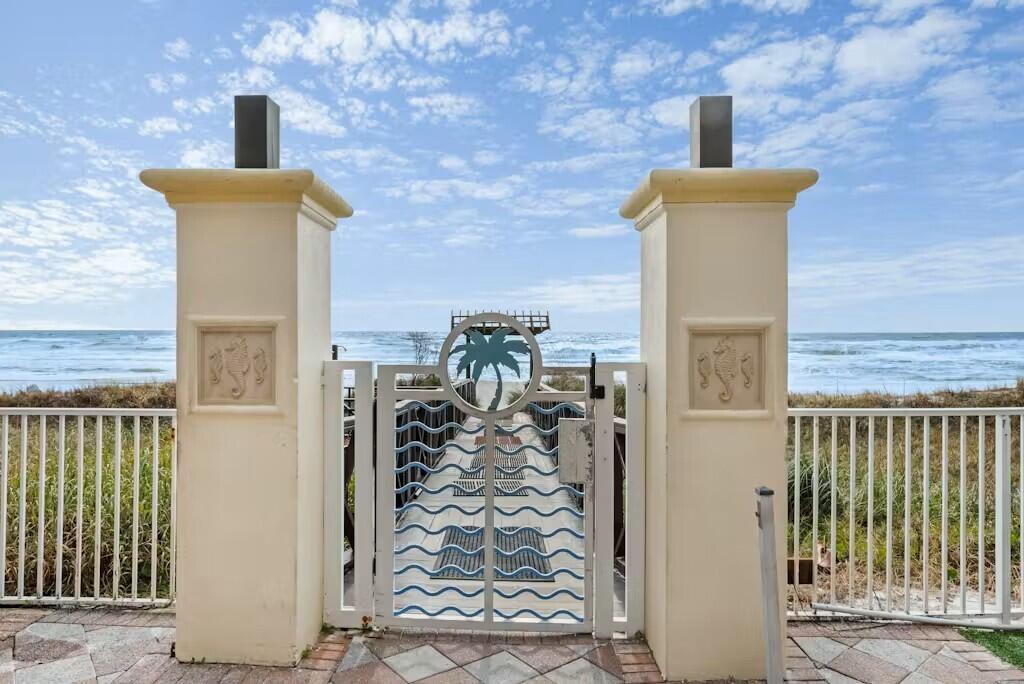 SHORES OF PANAMA - Residential