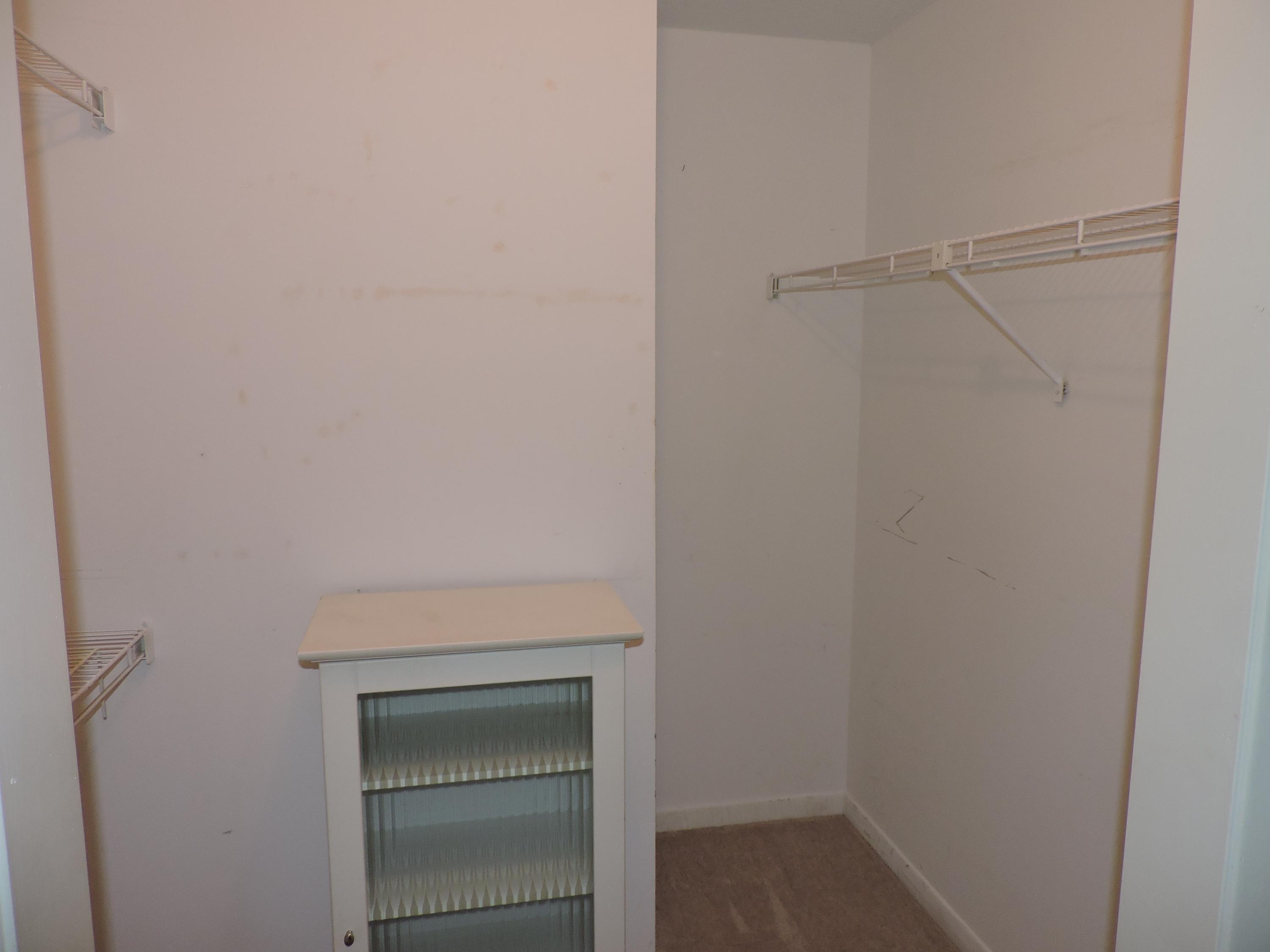 KELL-AIRE GARDENS - Residential