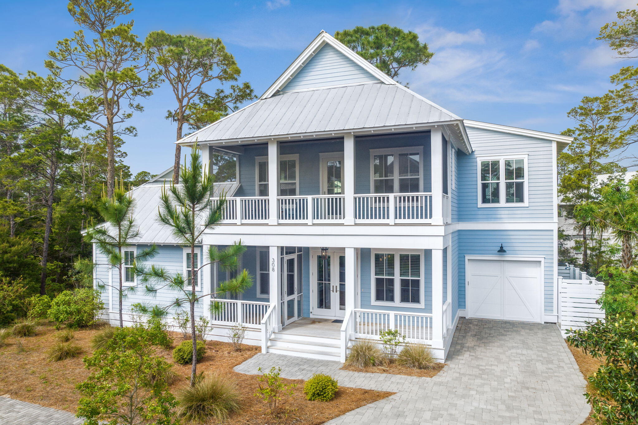 LAKESIDE AT BLUE MOUNTAIN BEACH - Residential