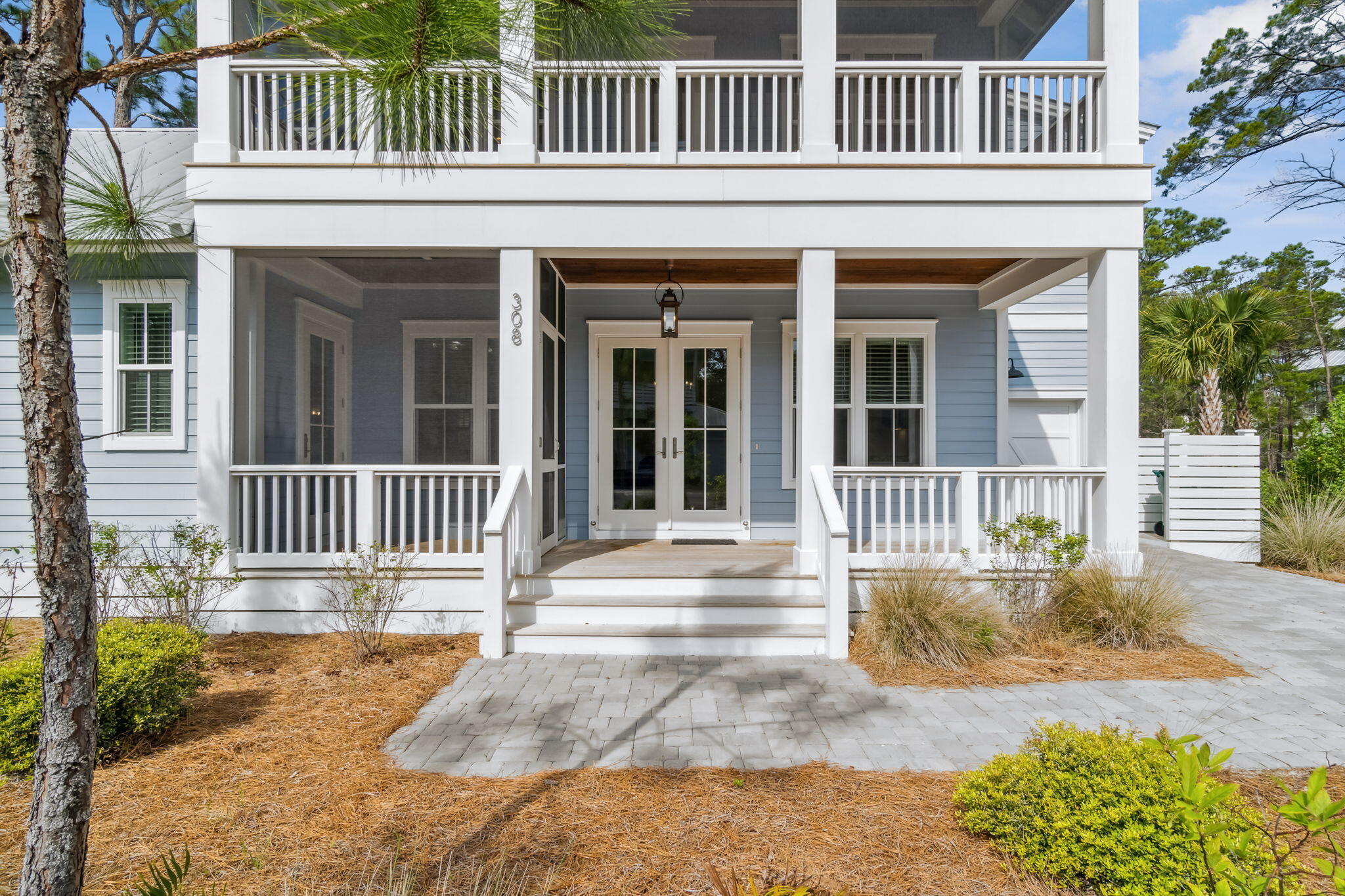 LAKESIDE AT BLUE MOUNTAIN BEACH - Residential