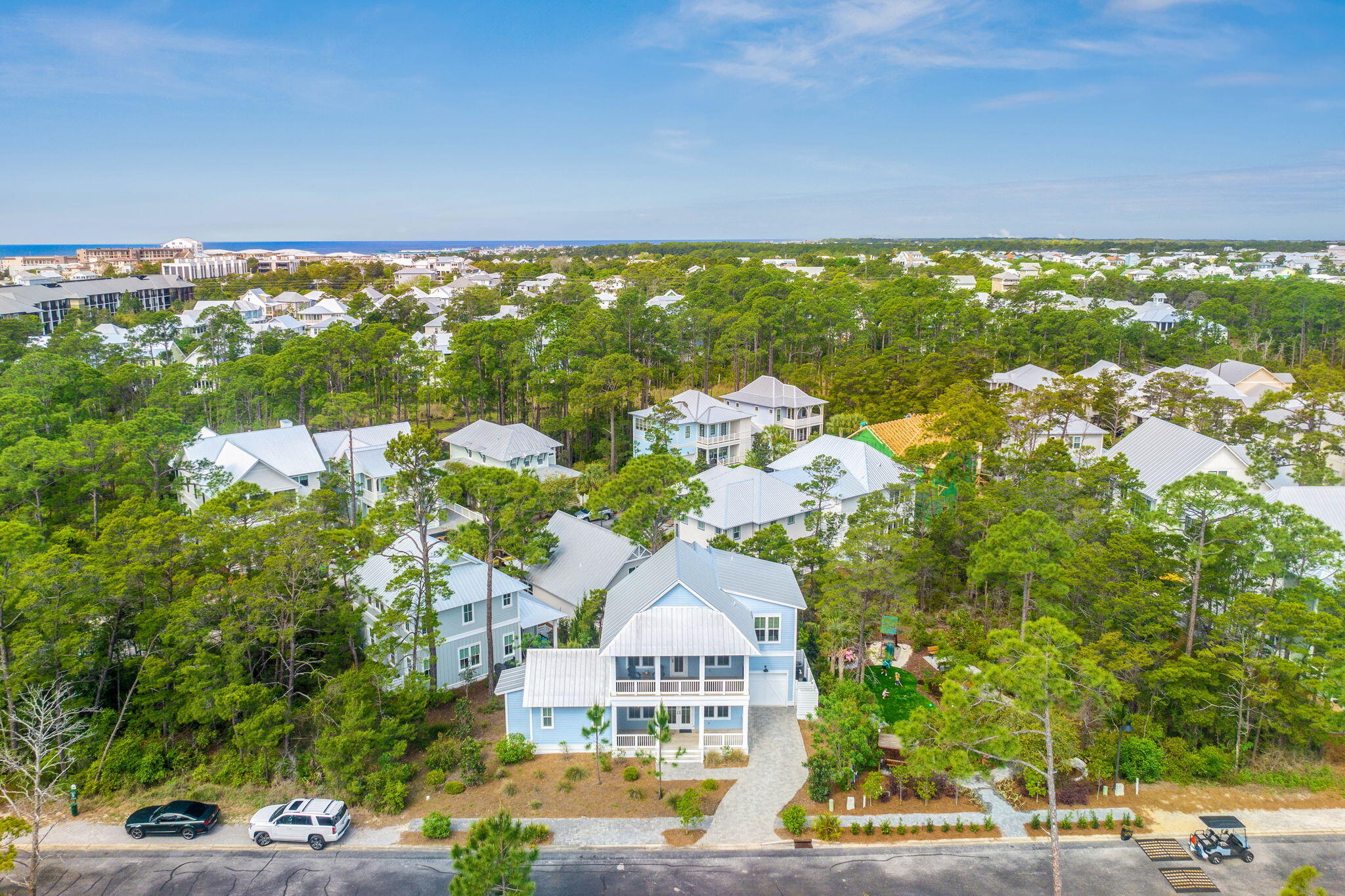 LAKESIDE AT BLUE MOUNTAIN BEACH - Residential