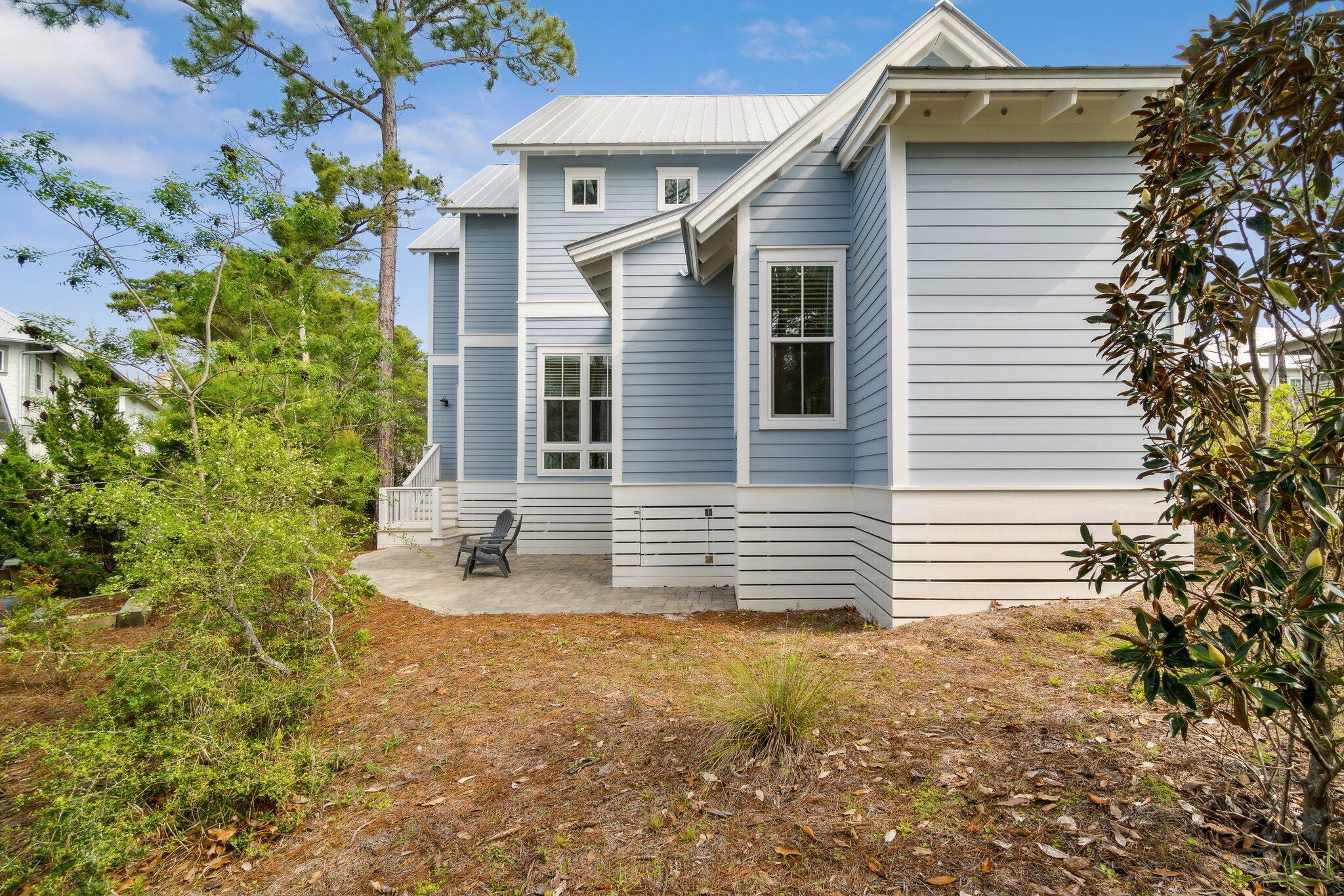LAKESIDE AT BLUE MOUNTAIN BEACH - Residential