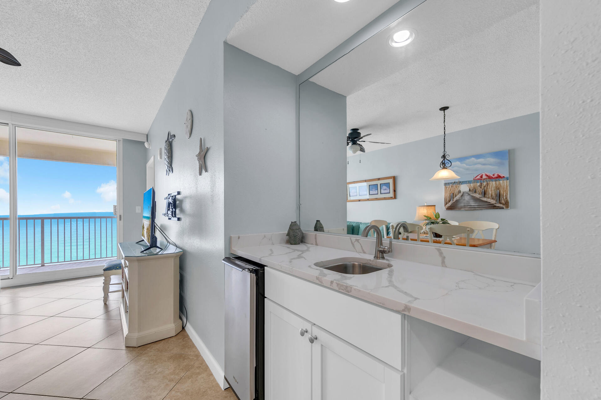 MAJESTIC BEACH TOWERS II - Residential