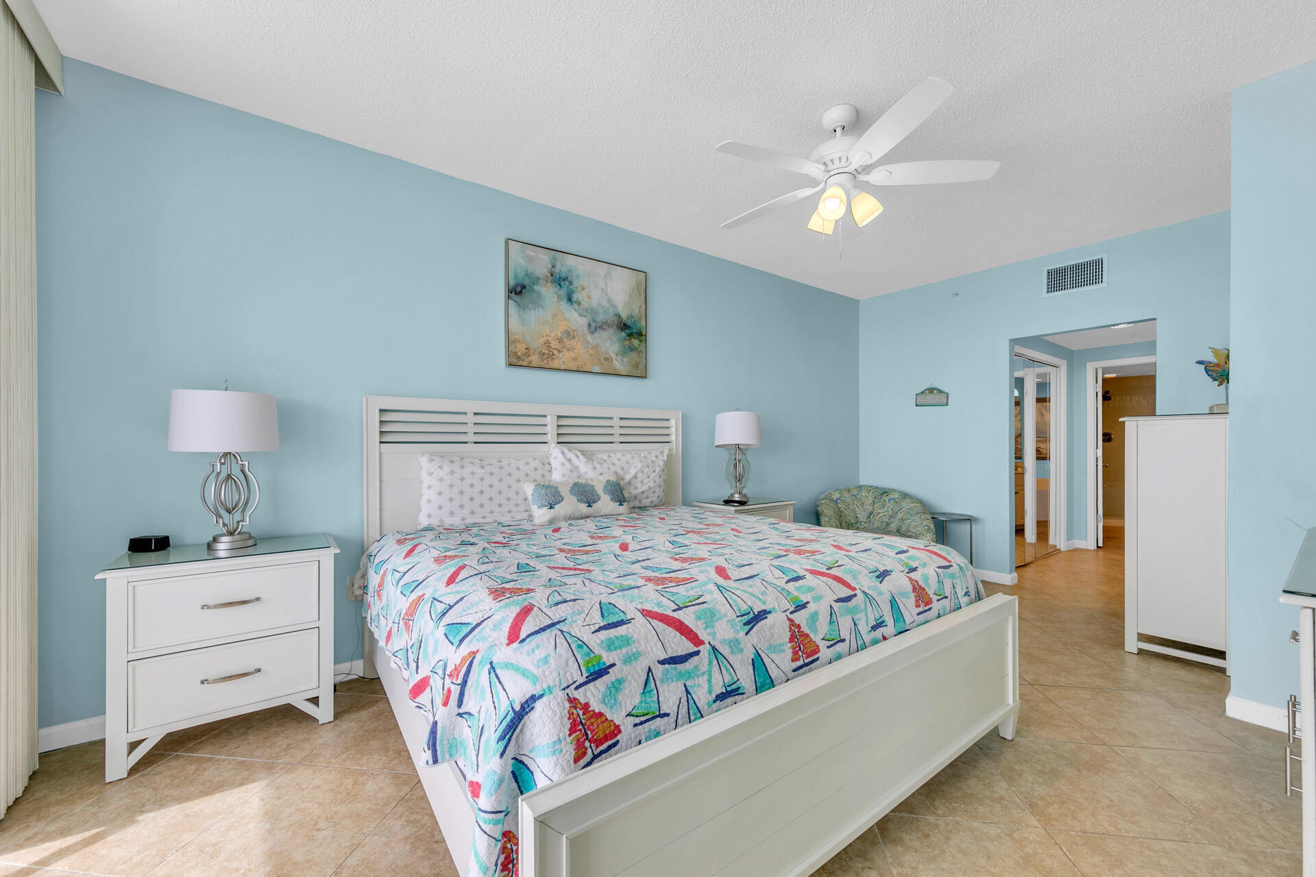 MAJESTIC BEACH TOWERS II - Residential