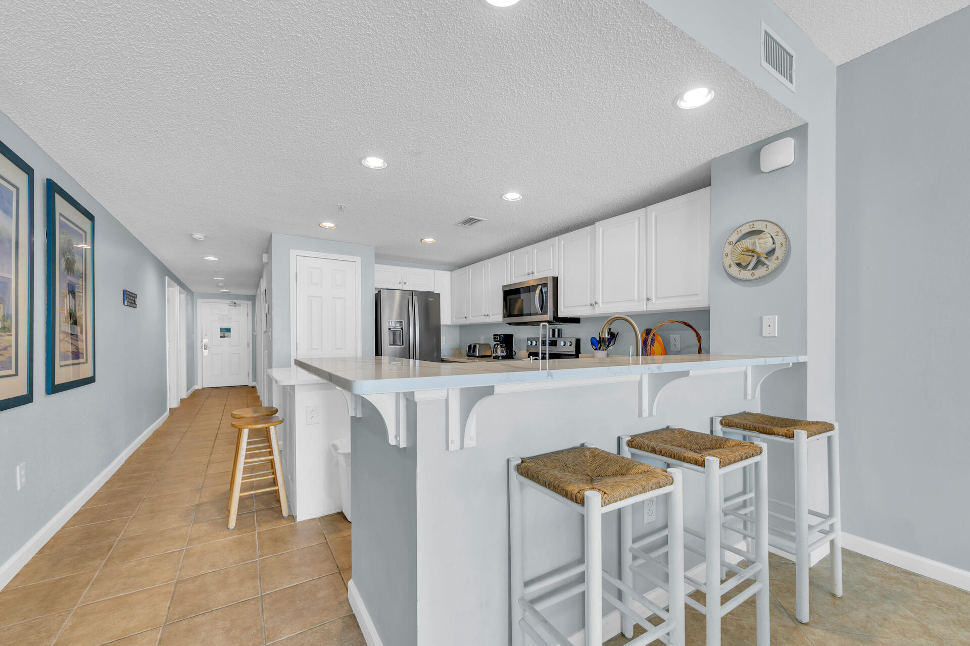 MAJESTIC BEACH TOWERS II - Residential