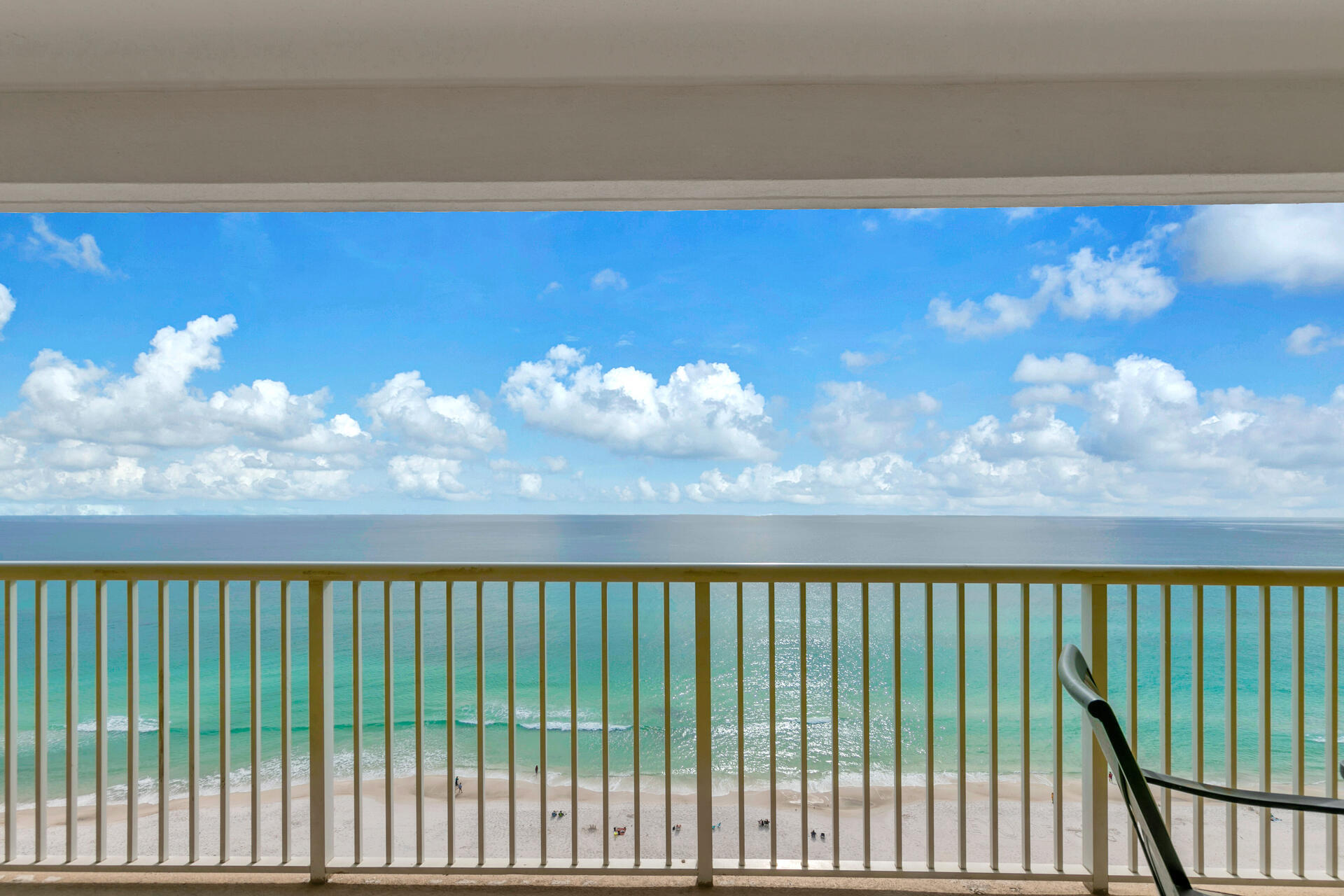 MAJESTIC BEACH TOWERS II - Residential