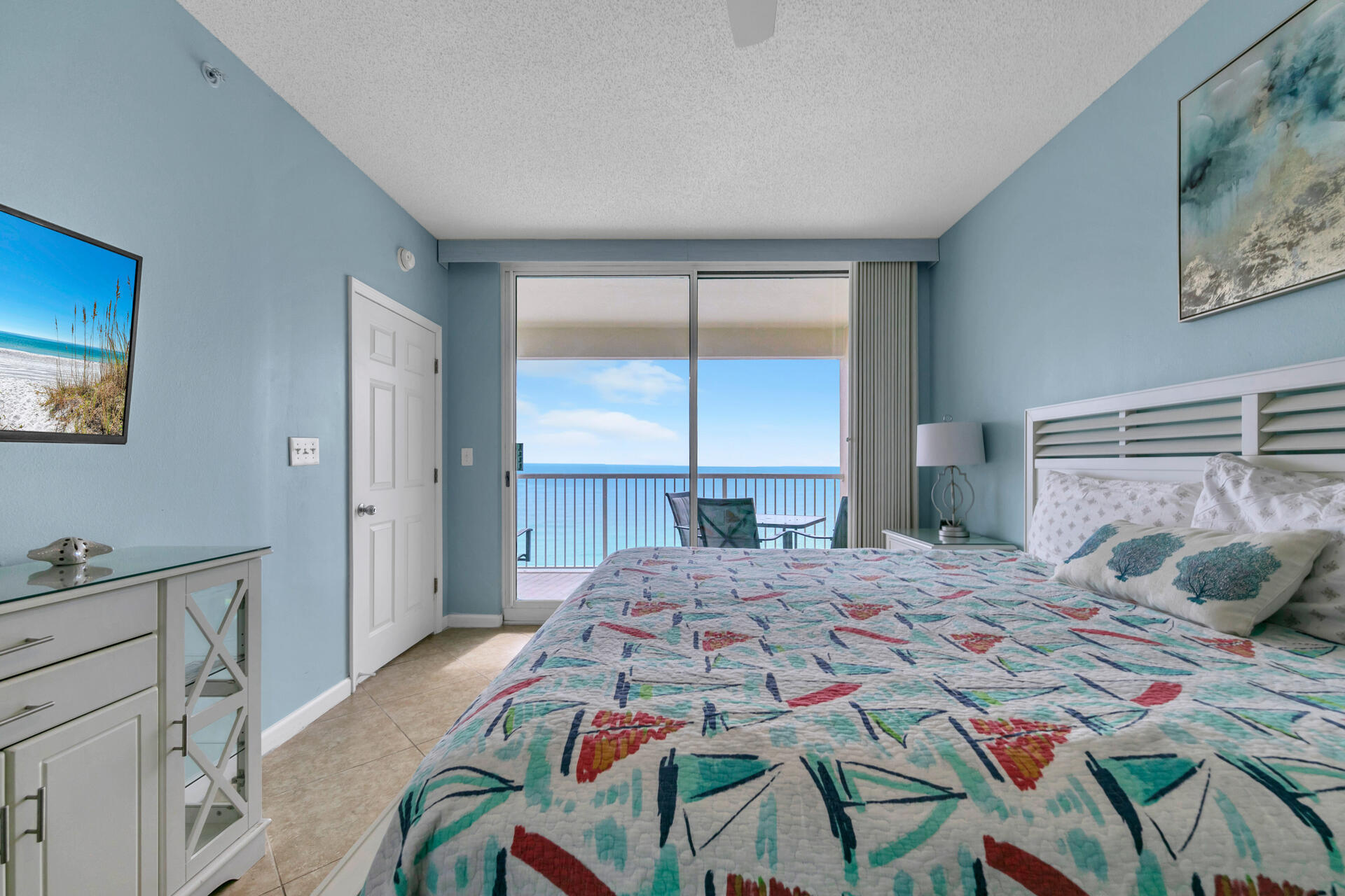 MAJESTIC BEACH TOWERS II - Residential