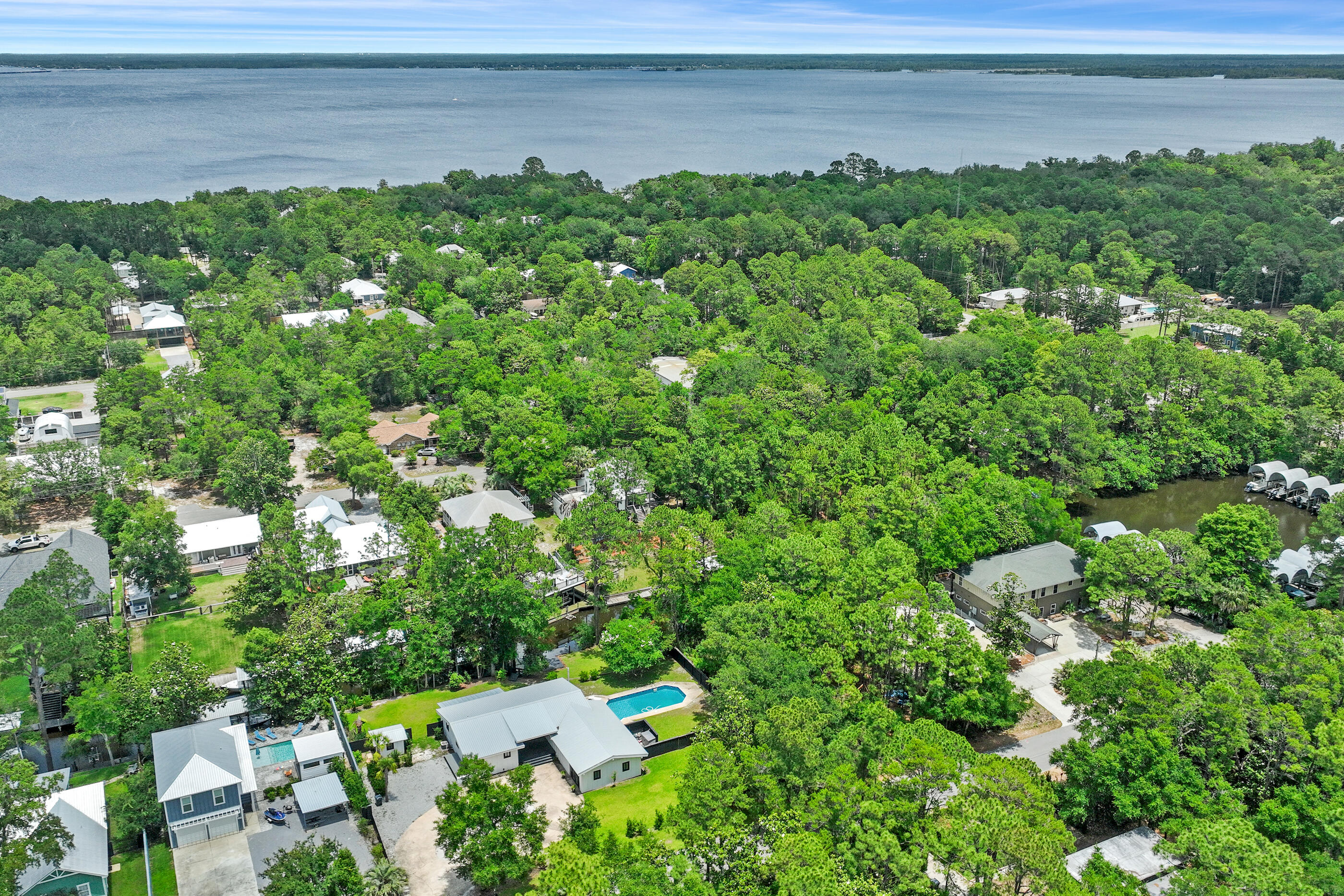 DAUGHETTES AMENDED - Residential