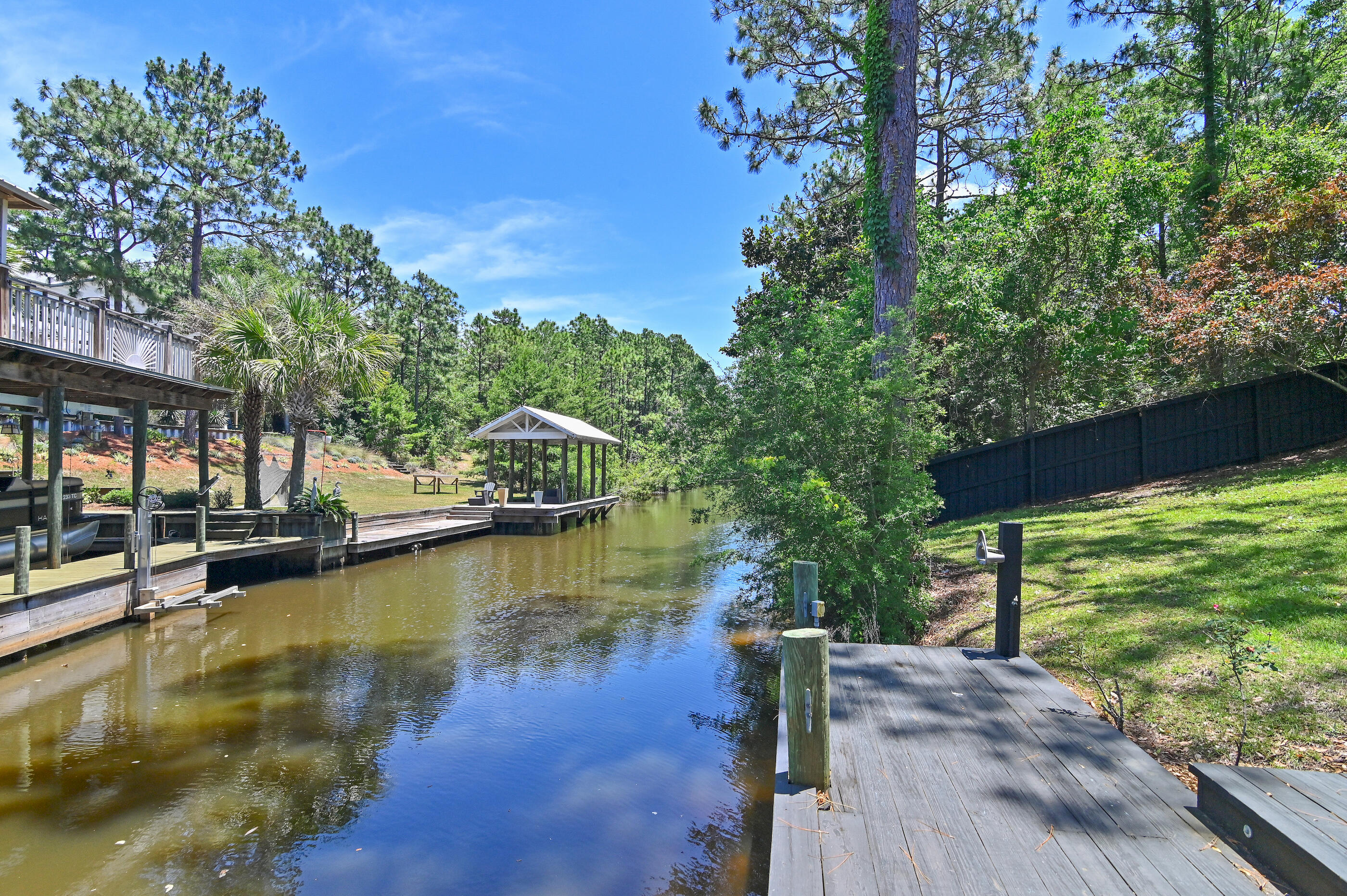 DAUGHETTES AMENDED - Residential