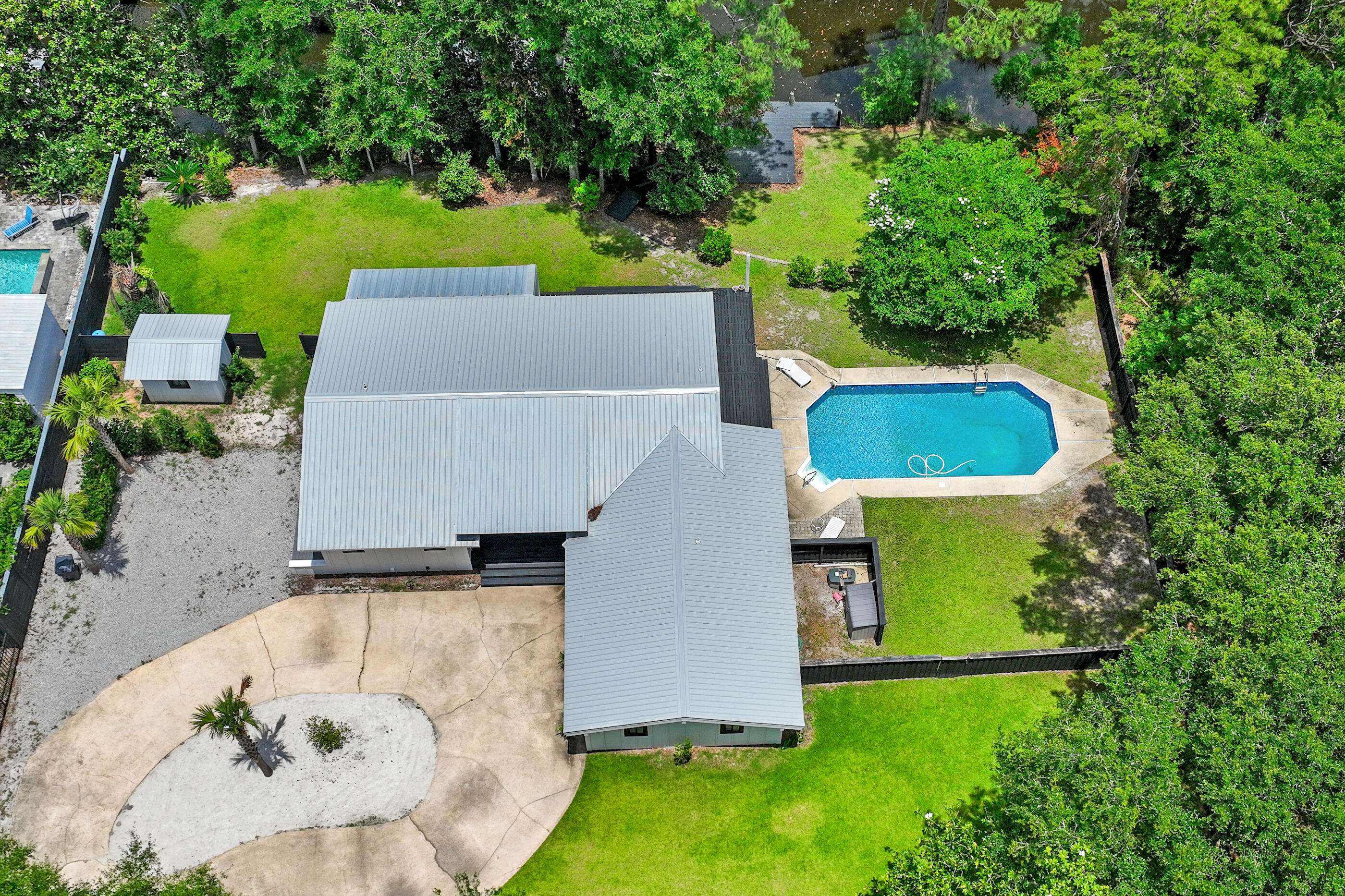 DAUGHETTES AMENDED - Residential