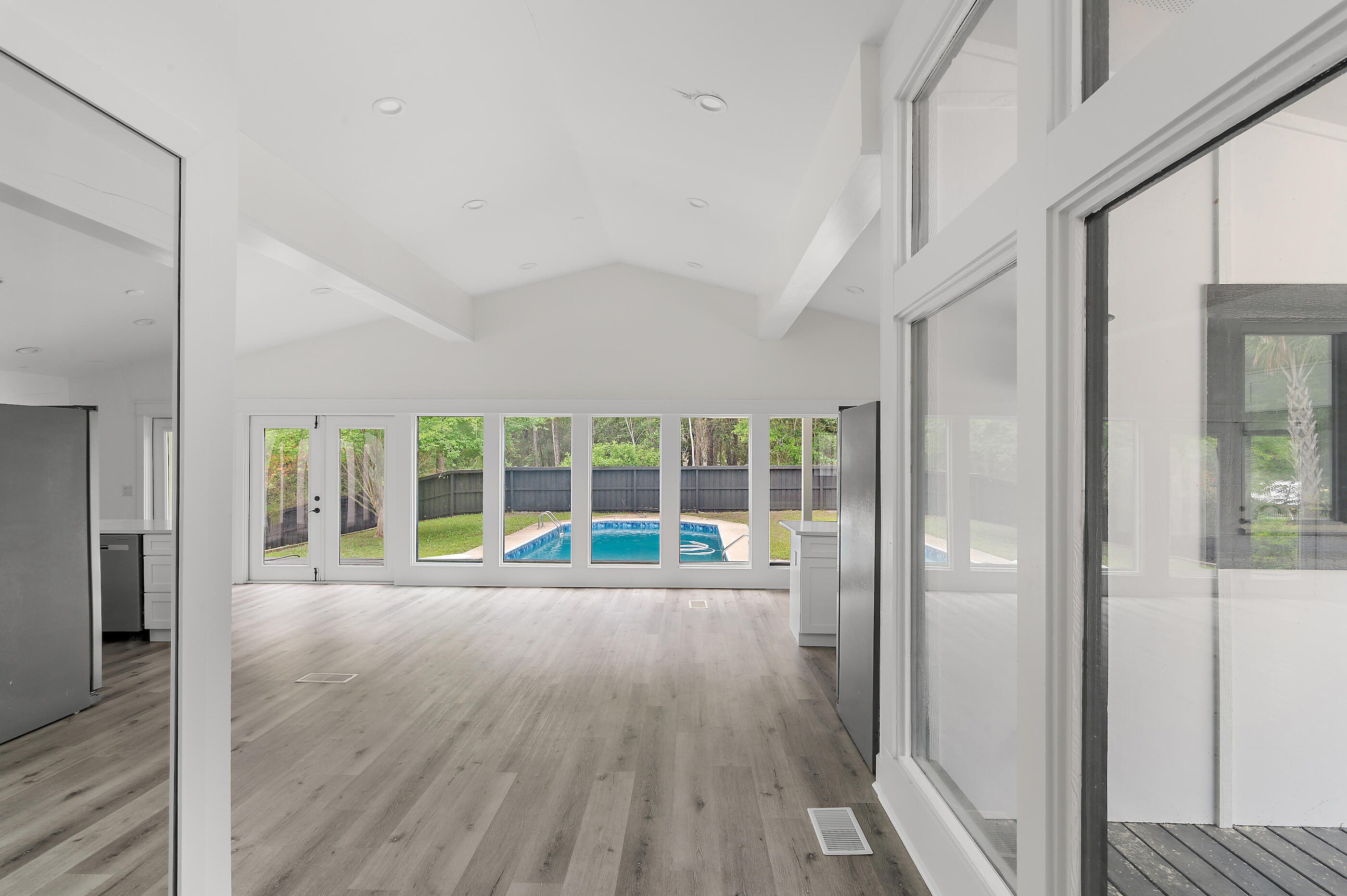 DAUGHETTES AMENDED - Residential