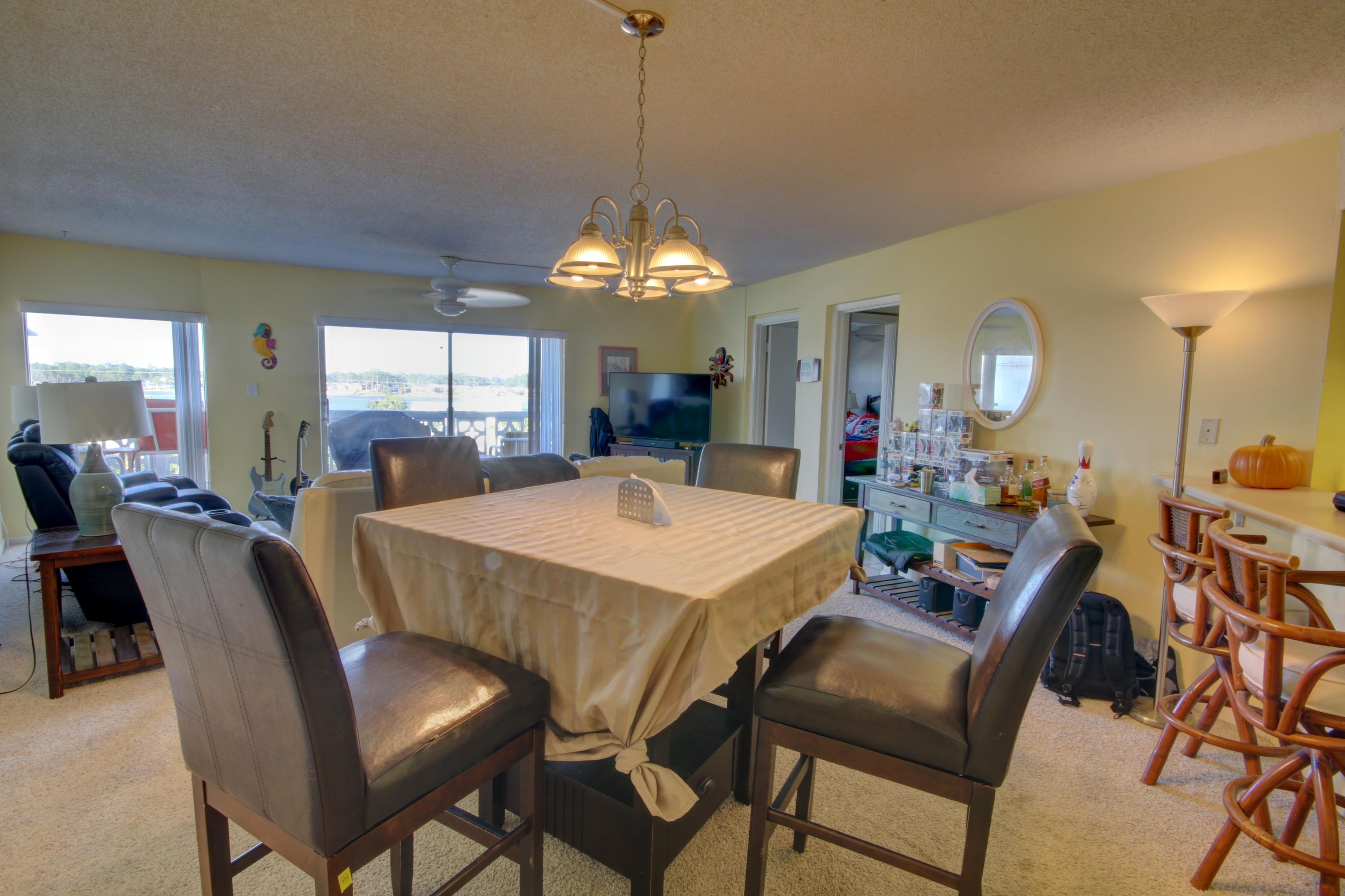 EL MATADOR CONDO - Residential