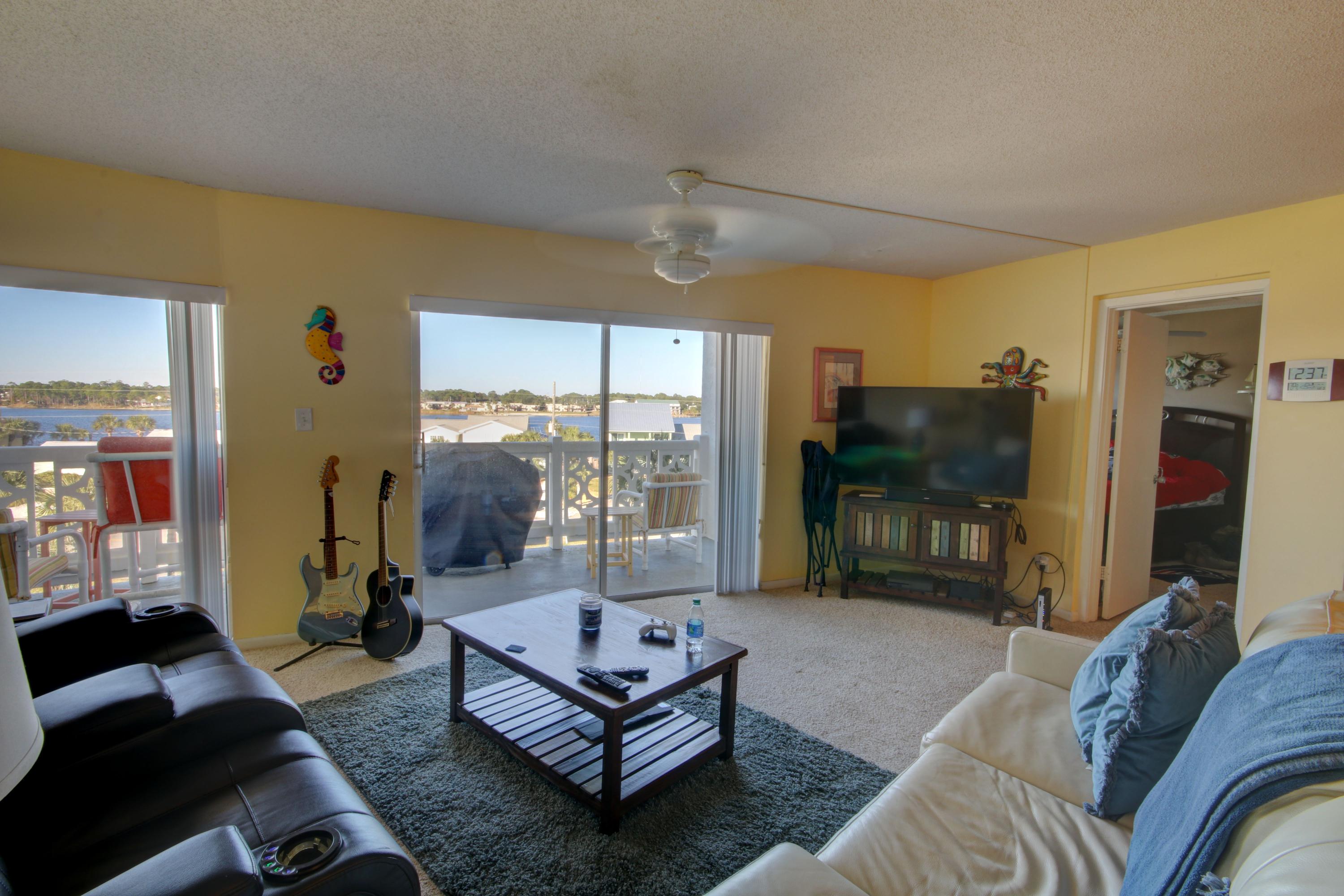 EL MATADOR CONDO - Residential