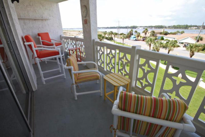 EL MATADOR CONDO - Residential