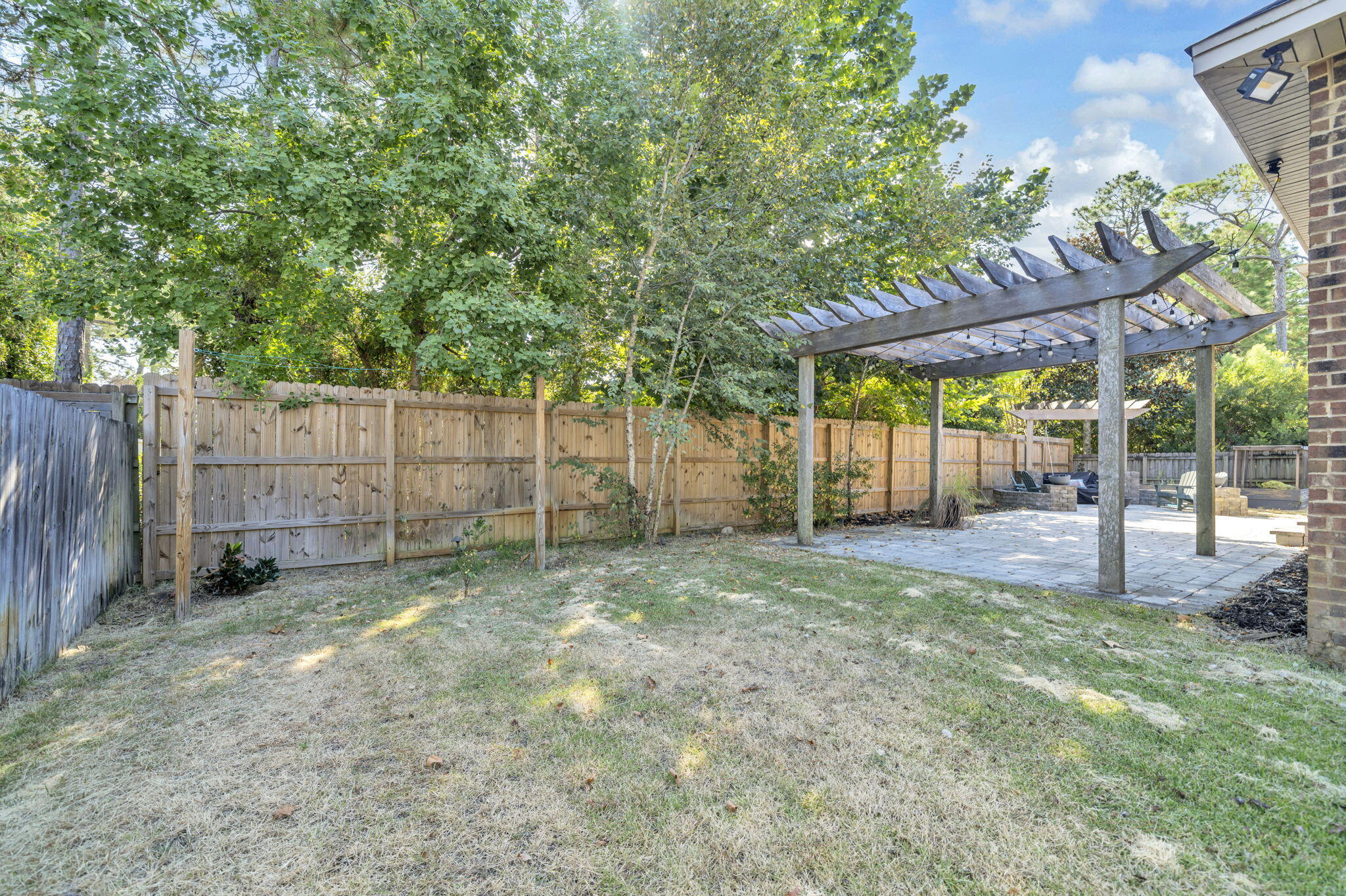 MAGNOLIA WOODS - Residential