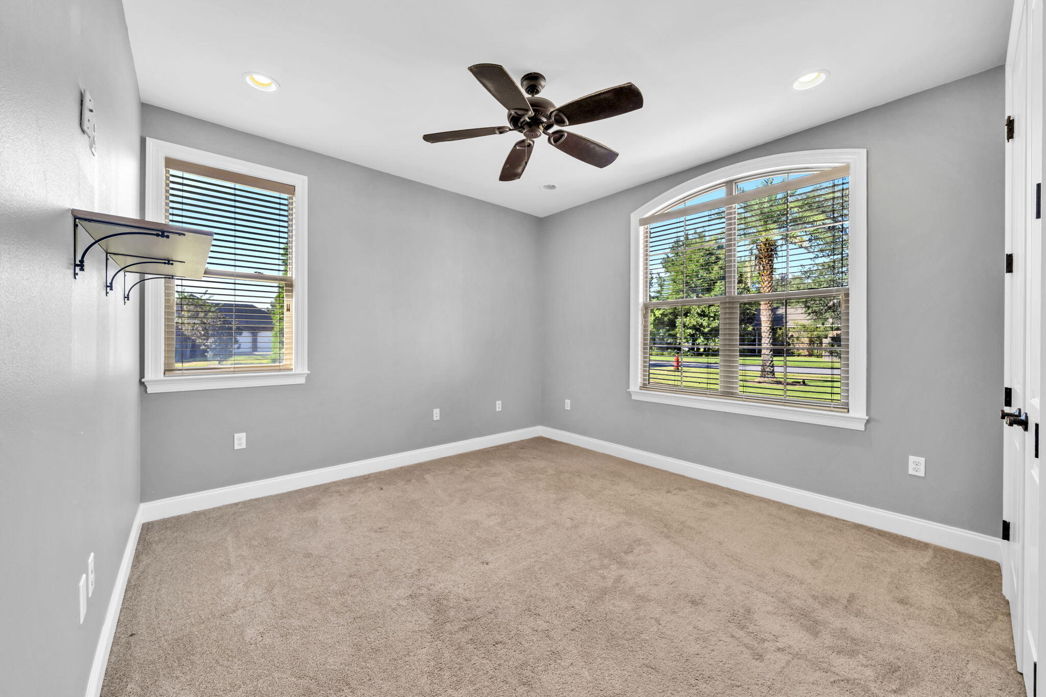 MAGNOLIA WOODS - Residential