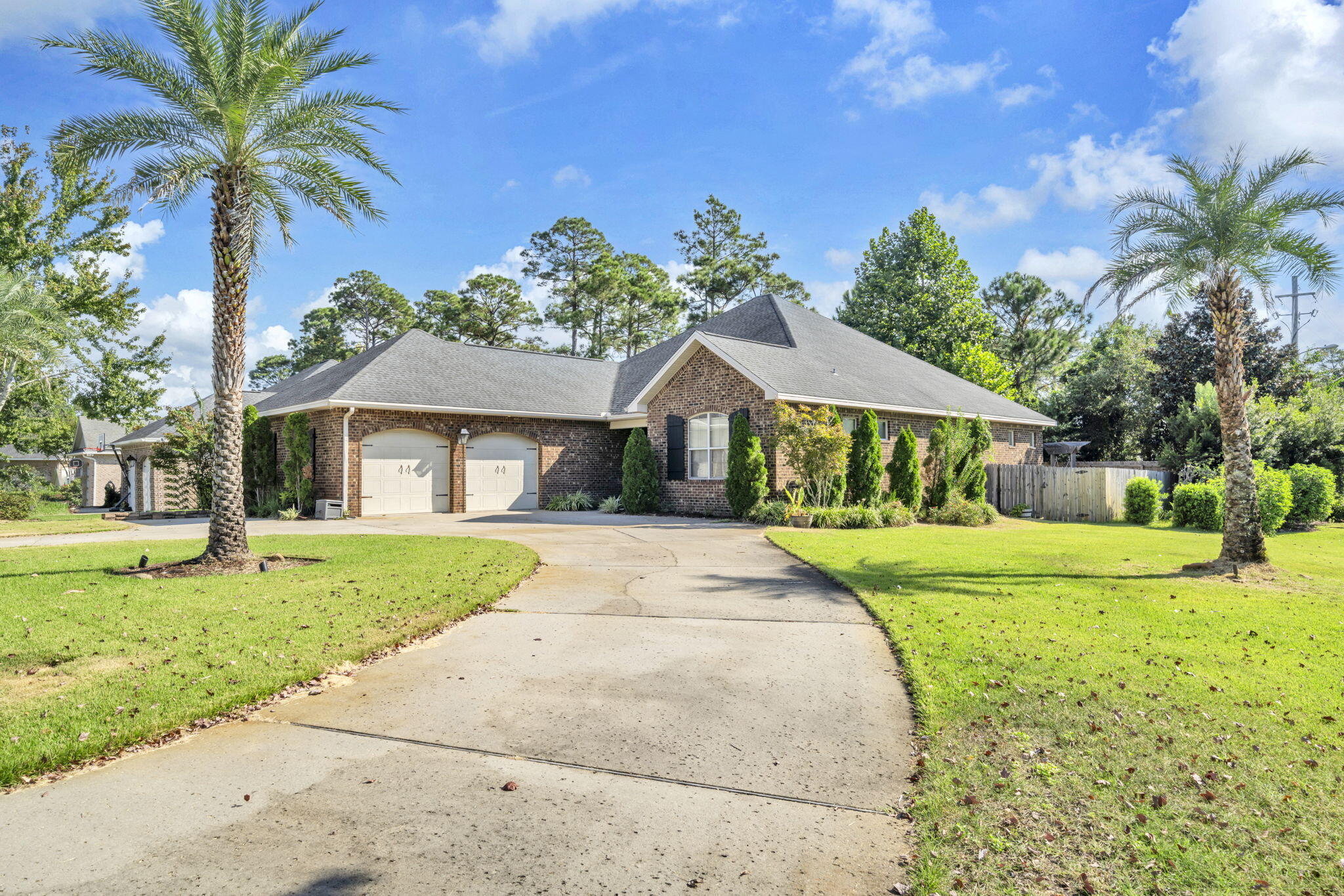 MAGNOLIA WOODS - Residential