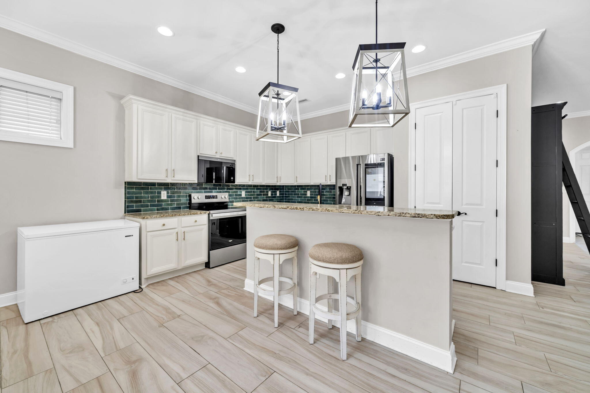 MAGNOLIA WOODS - Residential