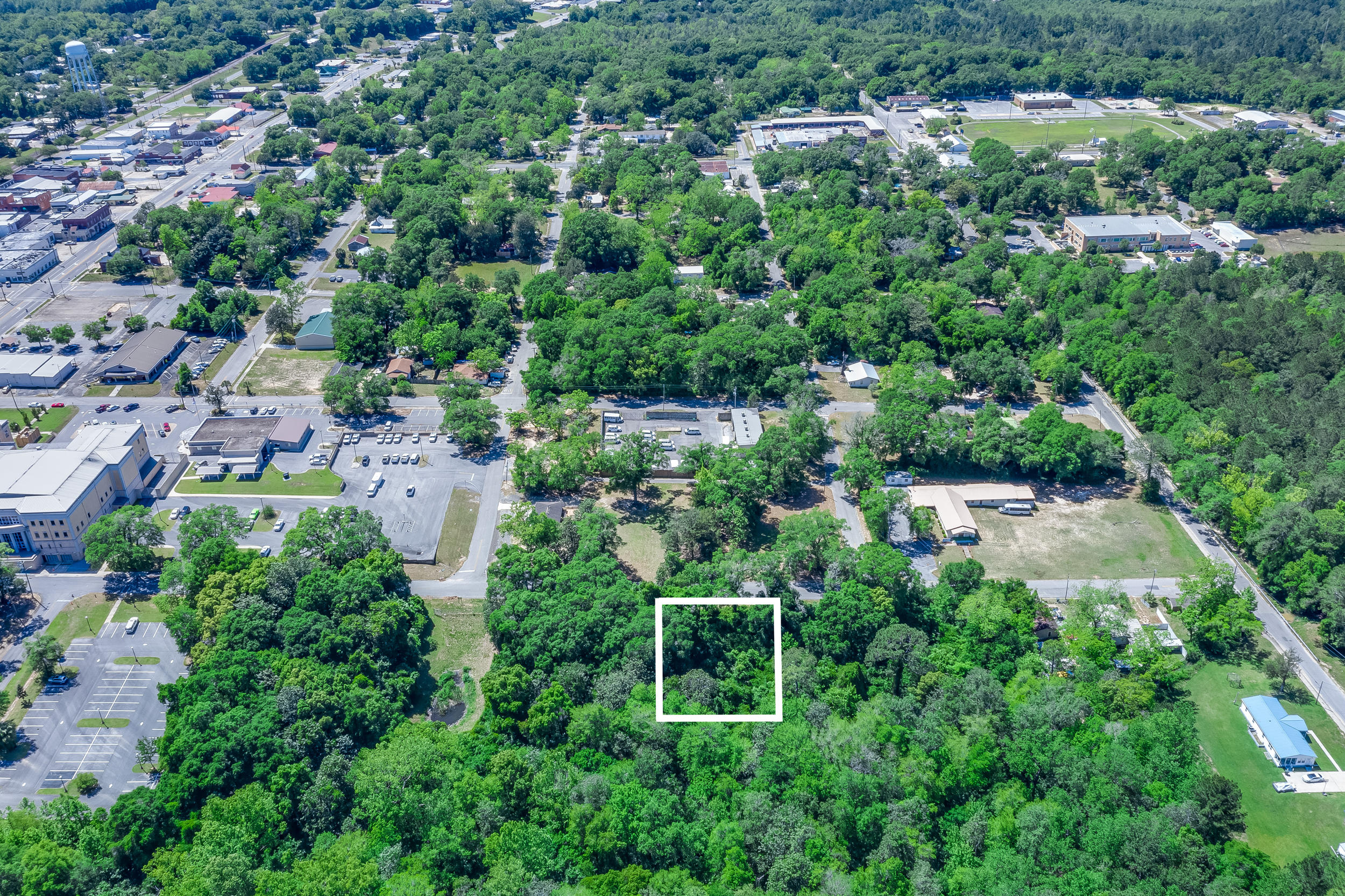 TOWN OF DEFUNIAK SPRINGS - Land