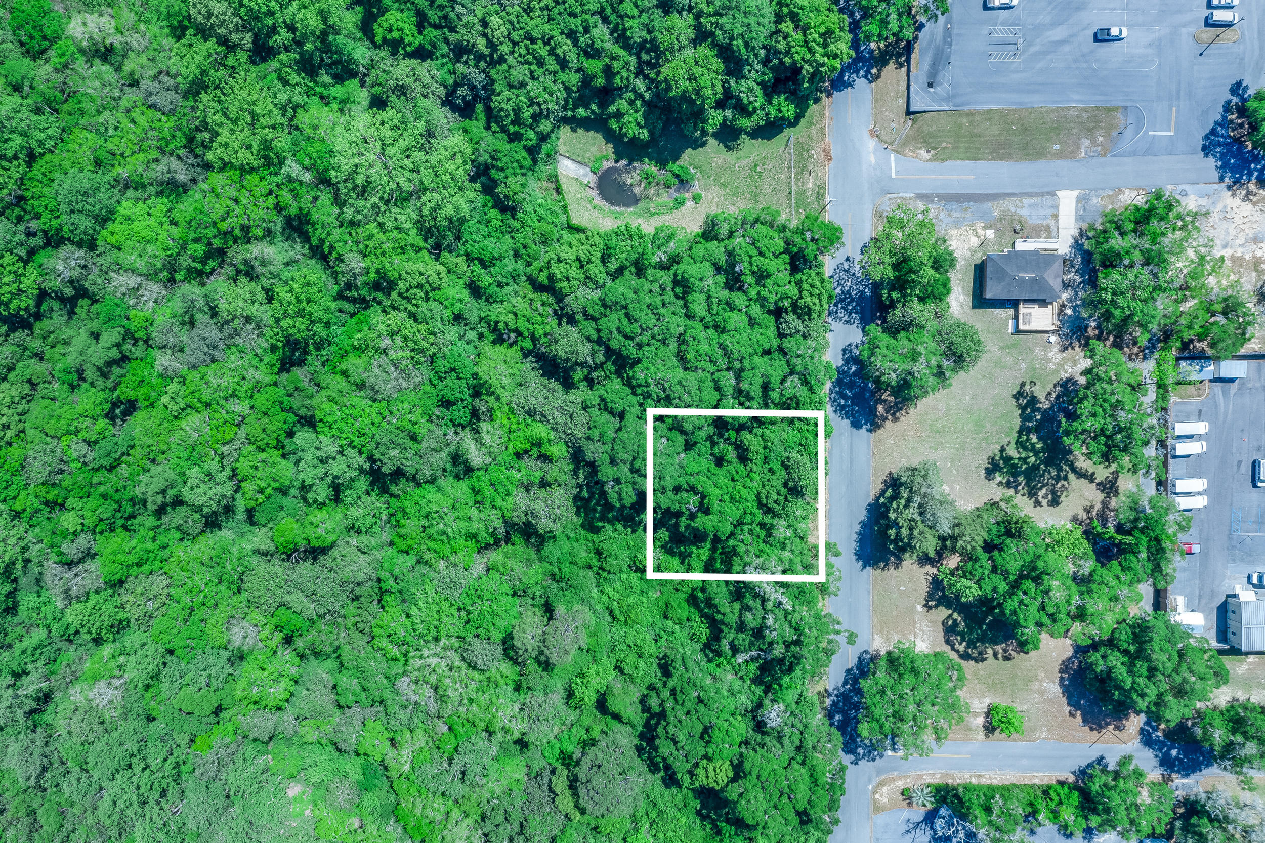 TOWN OF DEFUNIAK SPRINGS - Land