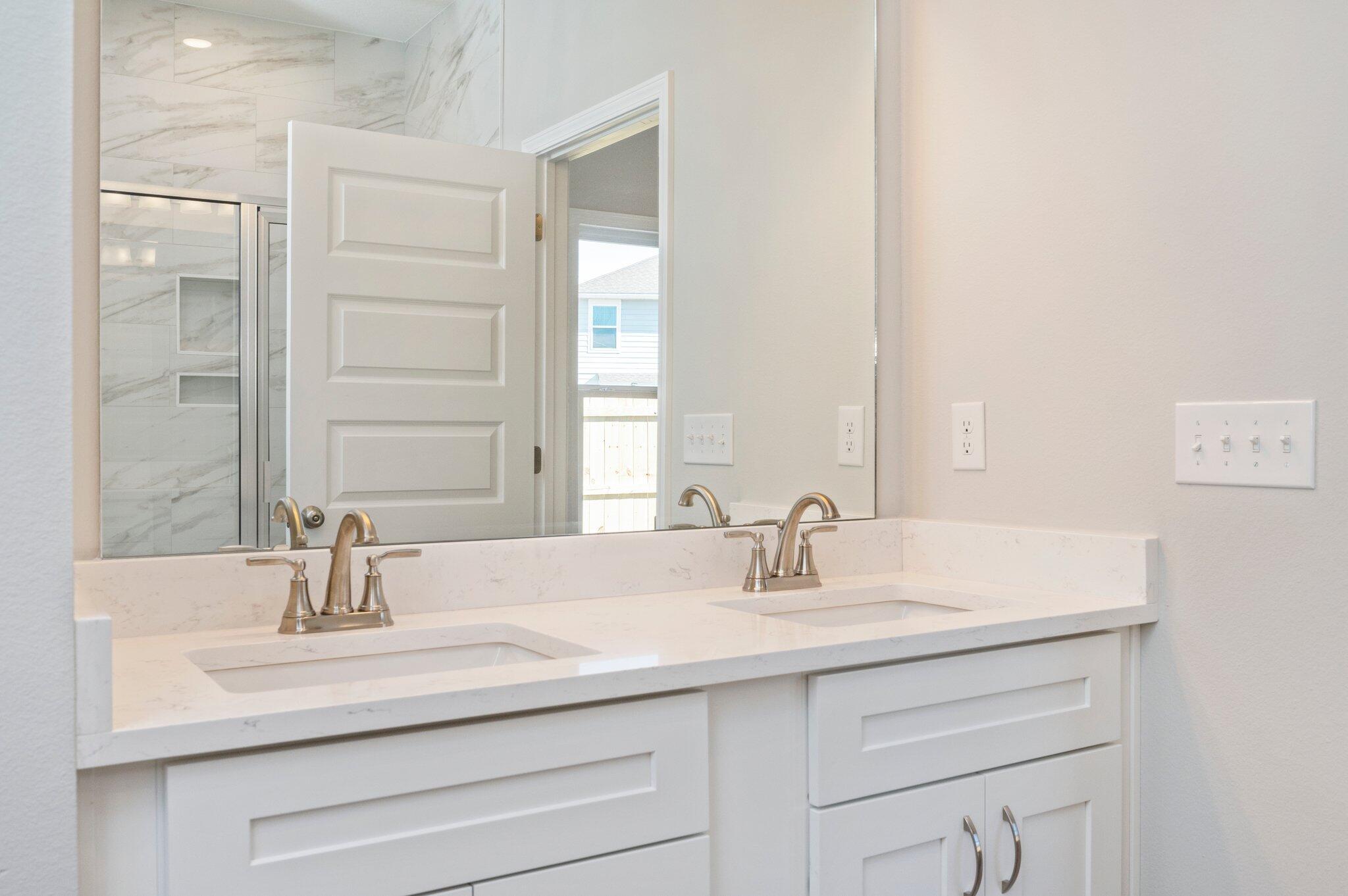 LAGRANGE LANDING - Residential