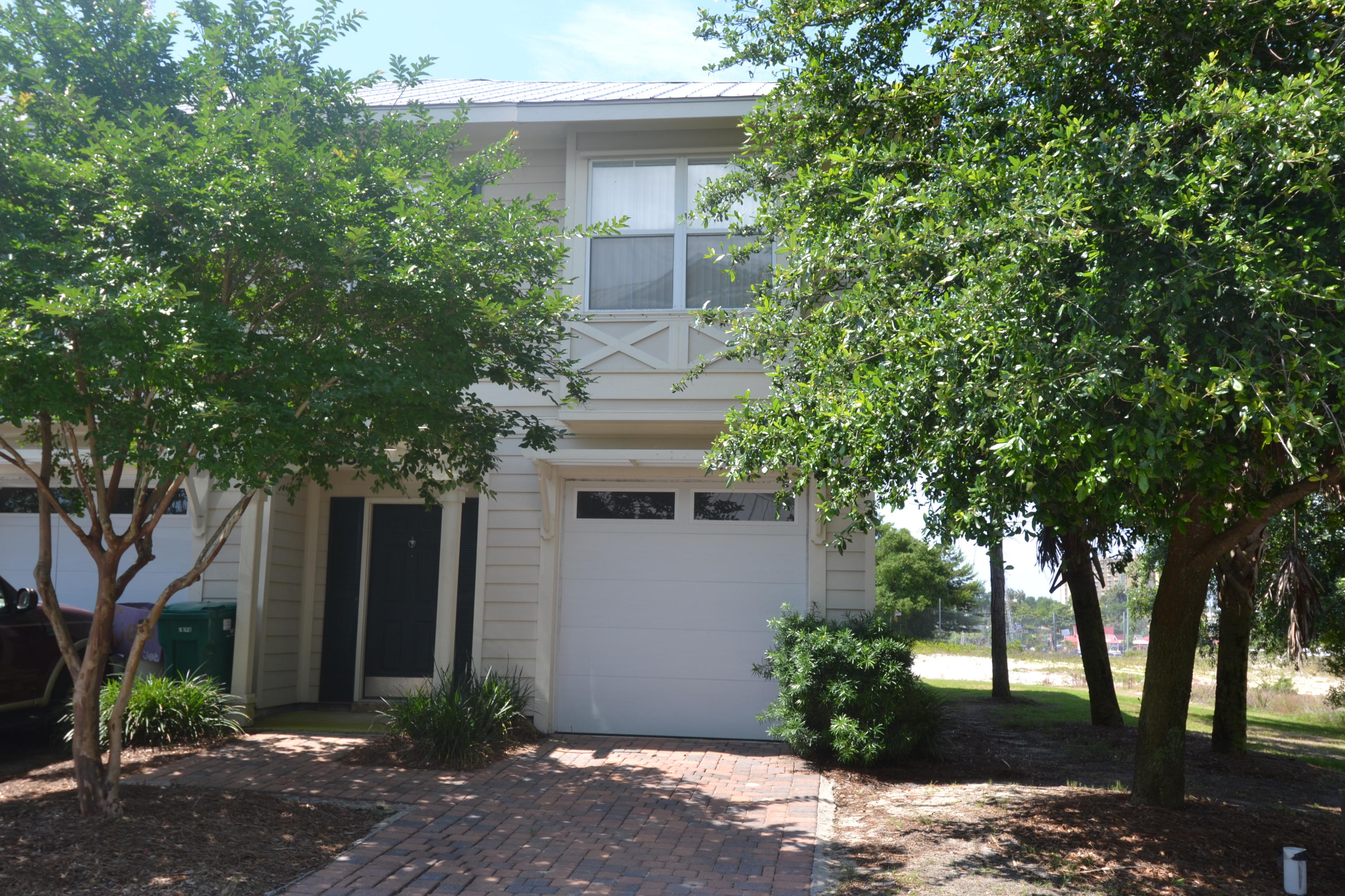 OLD BAY VILLAGE PHASE 1 - Residential