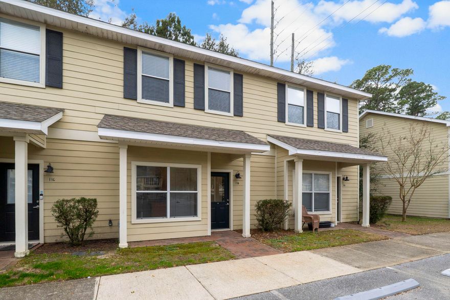 The Palms of Freeport is a community of town homes nestled between trees with great amenities, including a playground and pool! This renovated unit has an open spacious living and dining area with modern fixtures. Brand new LVP flooring throughout, updated appliances and new paint! There are two spacious bedrooms and two full bathrooms upstairs. This location is convenient to Freeport schools, restaurants, shopping, library and parks and so much more!