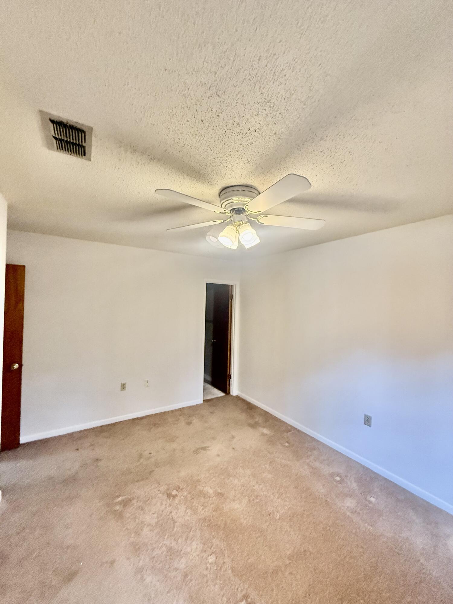 PALM ESTATES - Residential