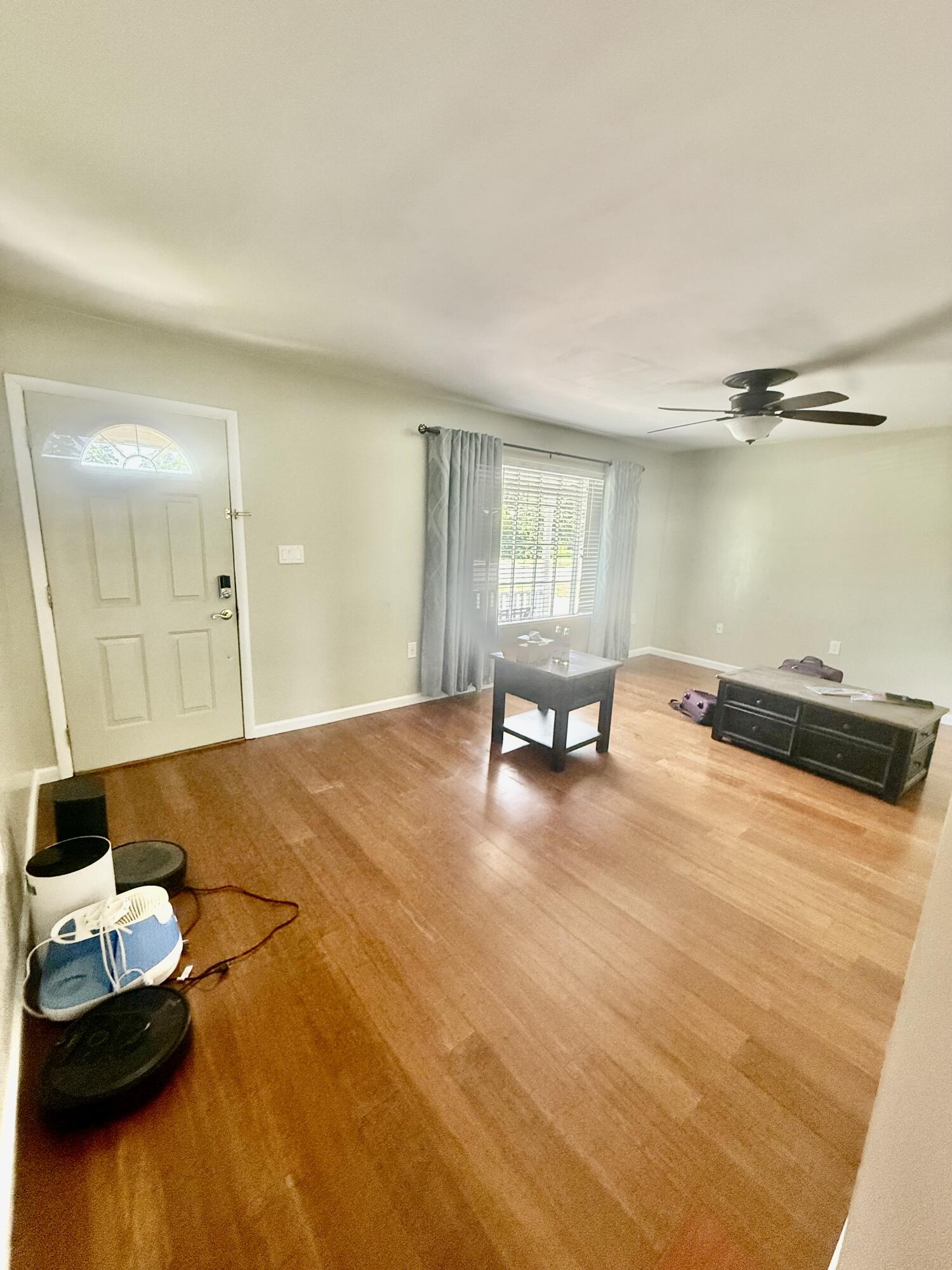 PALM ESTATES - Residential