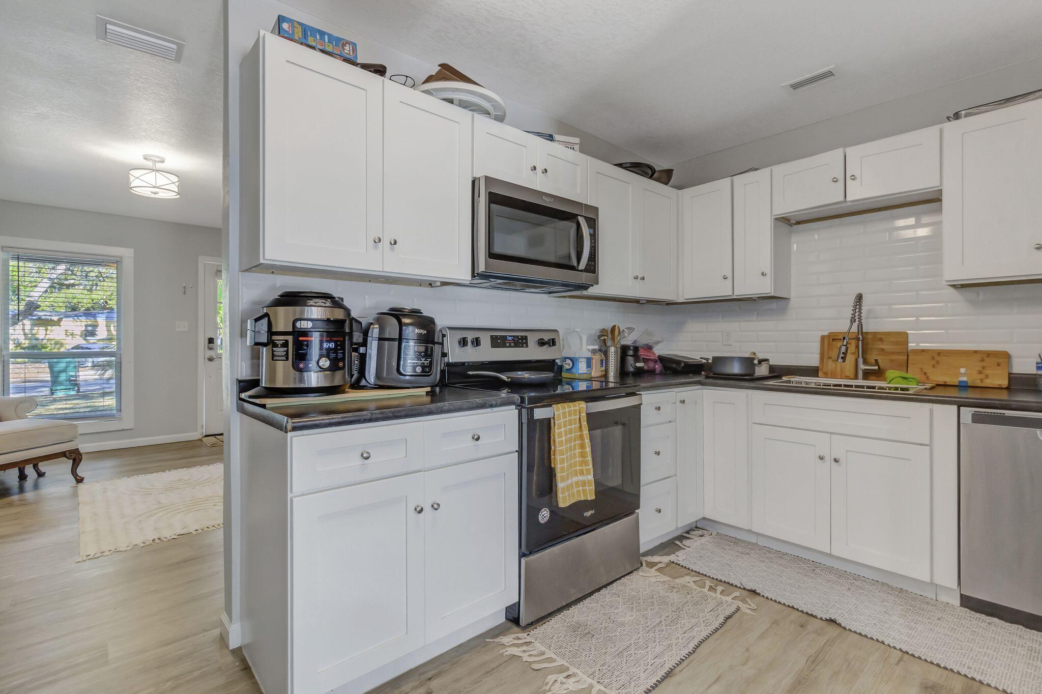GARNIERS BEACH 2ND - Residential