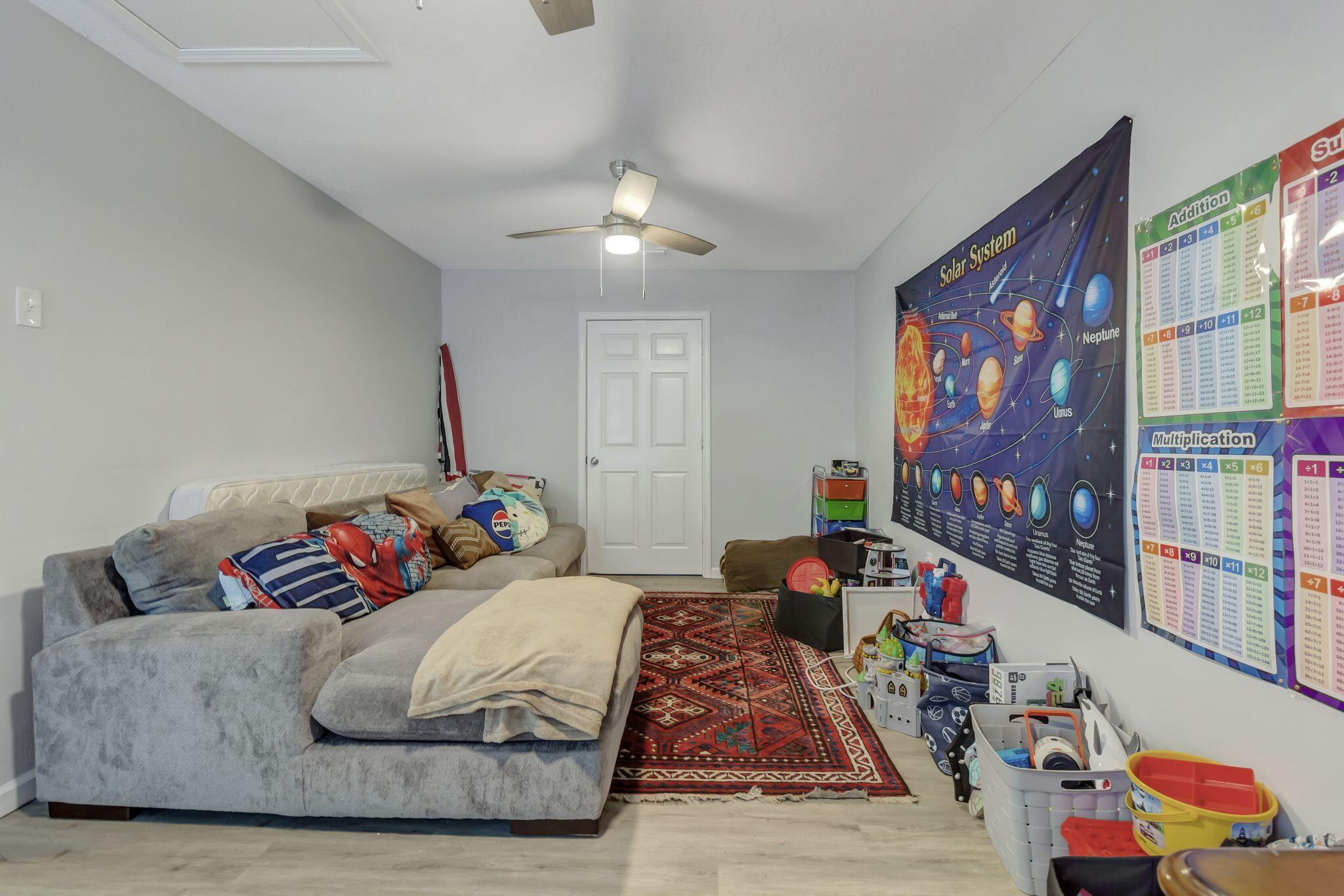 GARNIERS BEACH 2ND - Residential