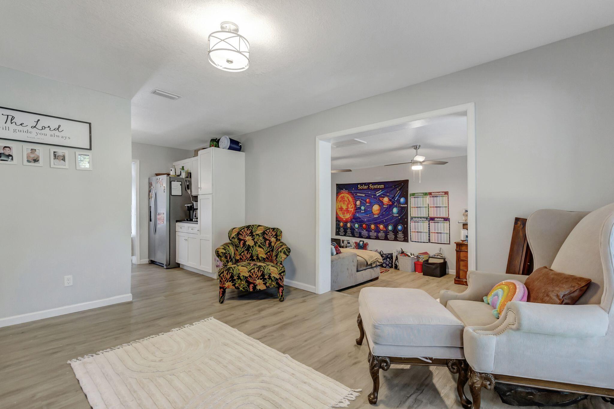GARNIERS BEACH 2ND - Residential