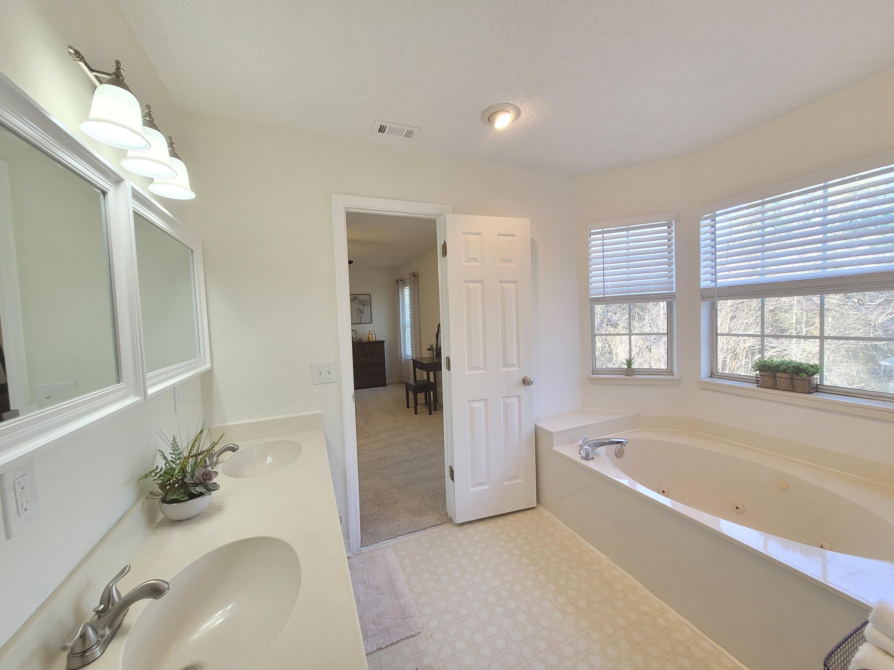 PAGE PLACE 2 - Residential