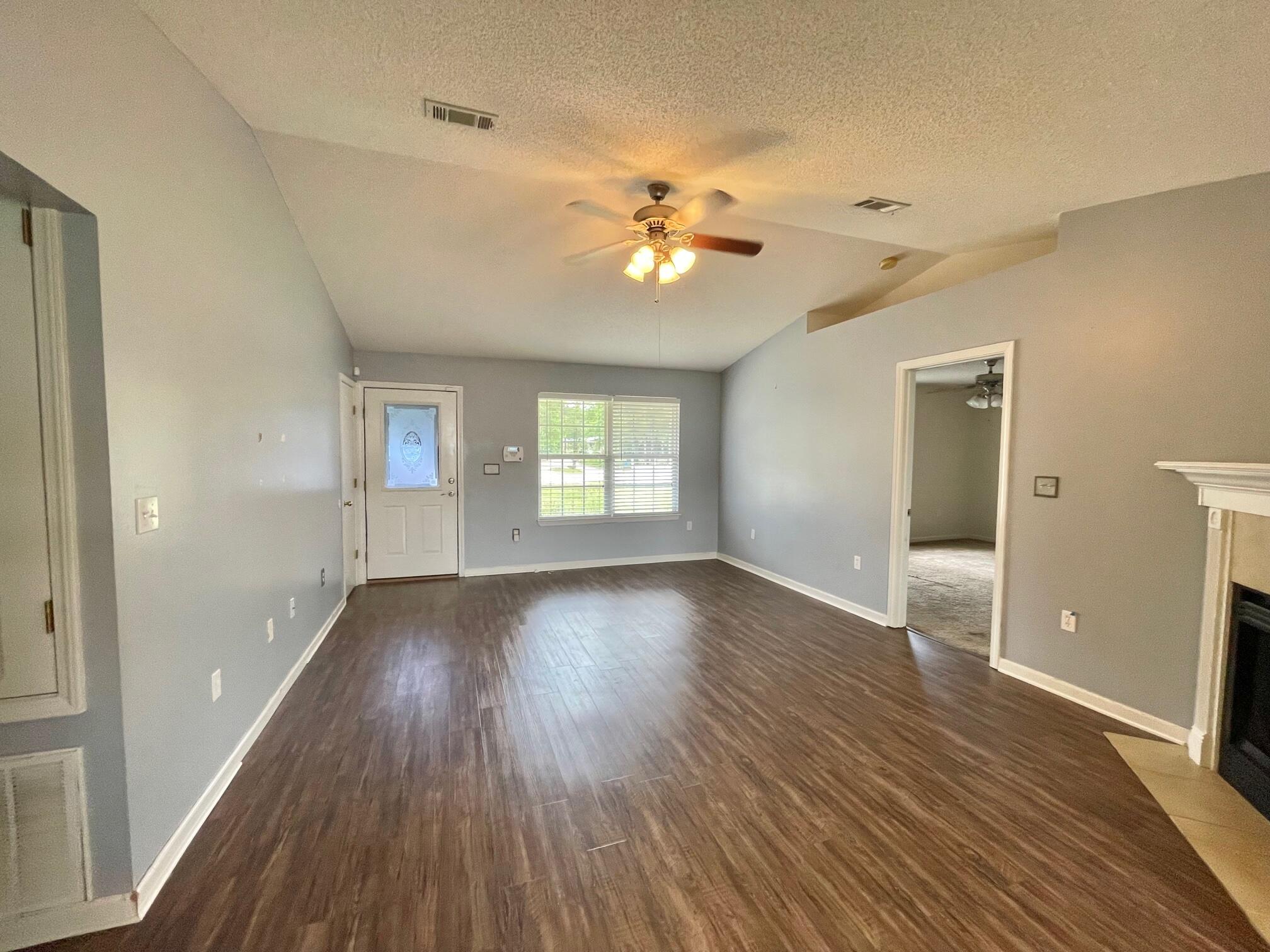 OAKWOOD HILLS UNIT 3 - Residential