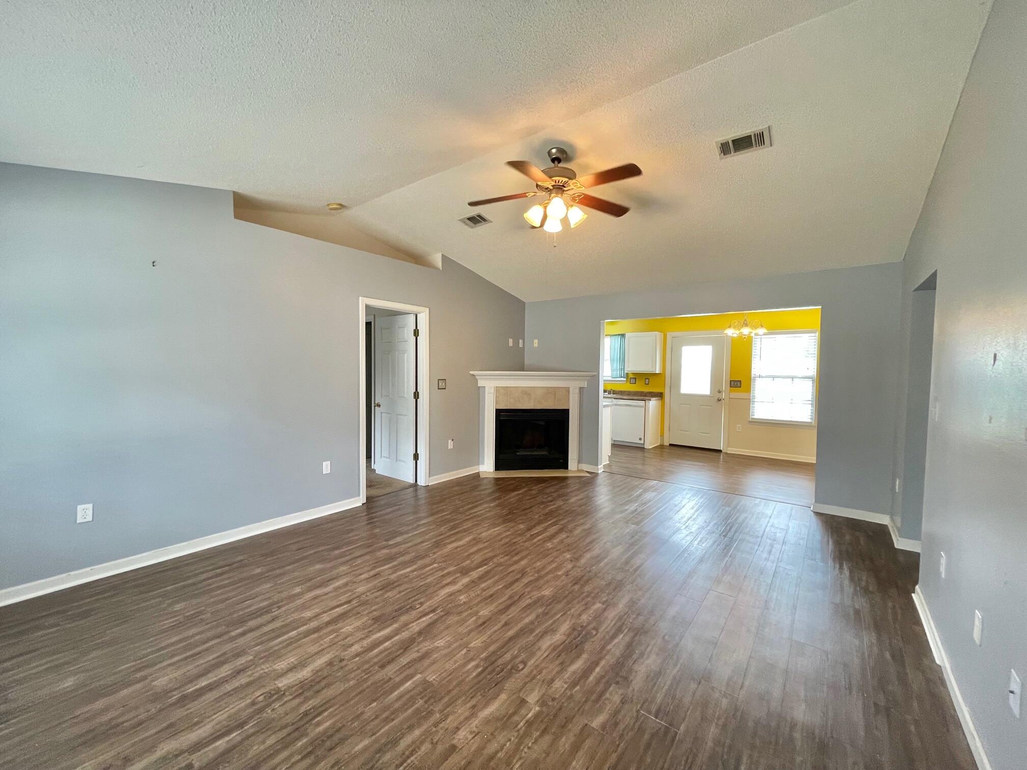 OAKWOOD HILLS UNIT 3 - Residential