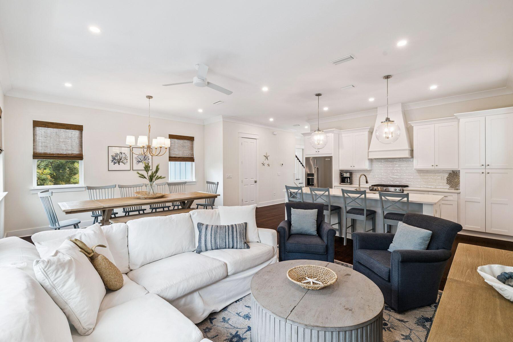 HIGHLAND PARKS - Residential