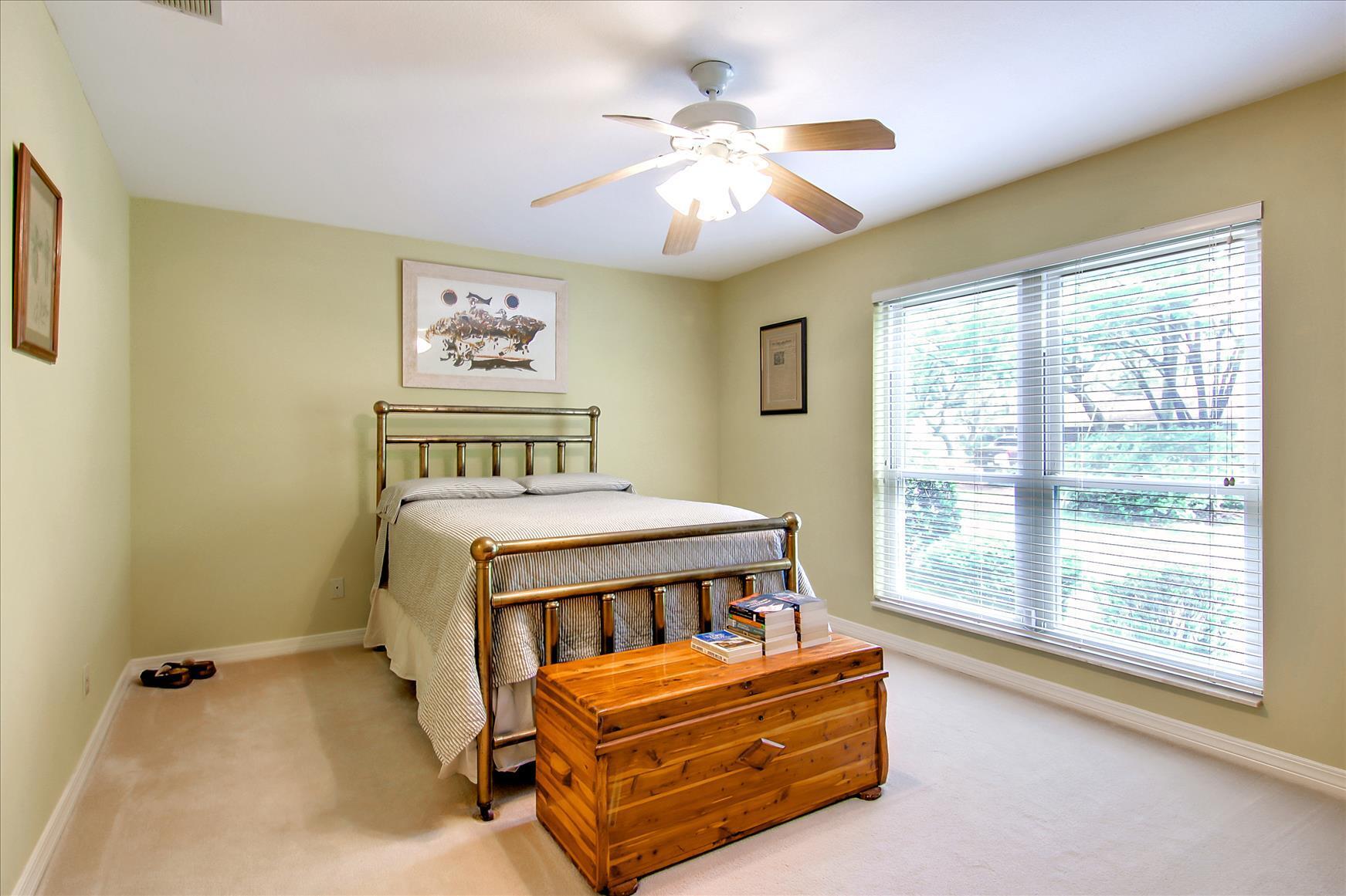 LAKE LORRAINE ESTATES - Residential