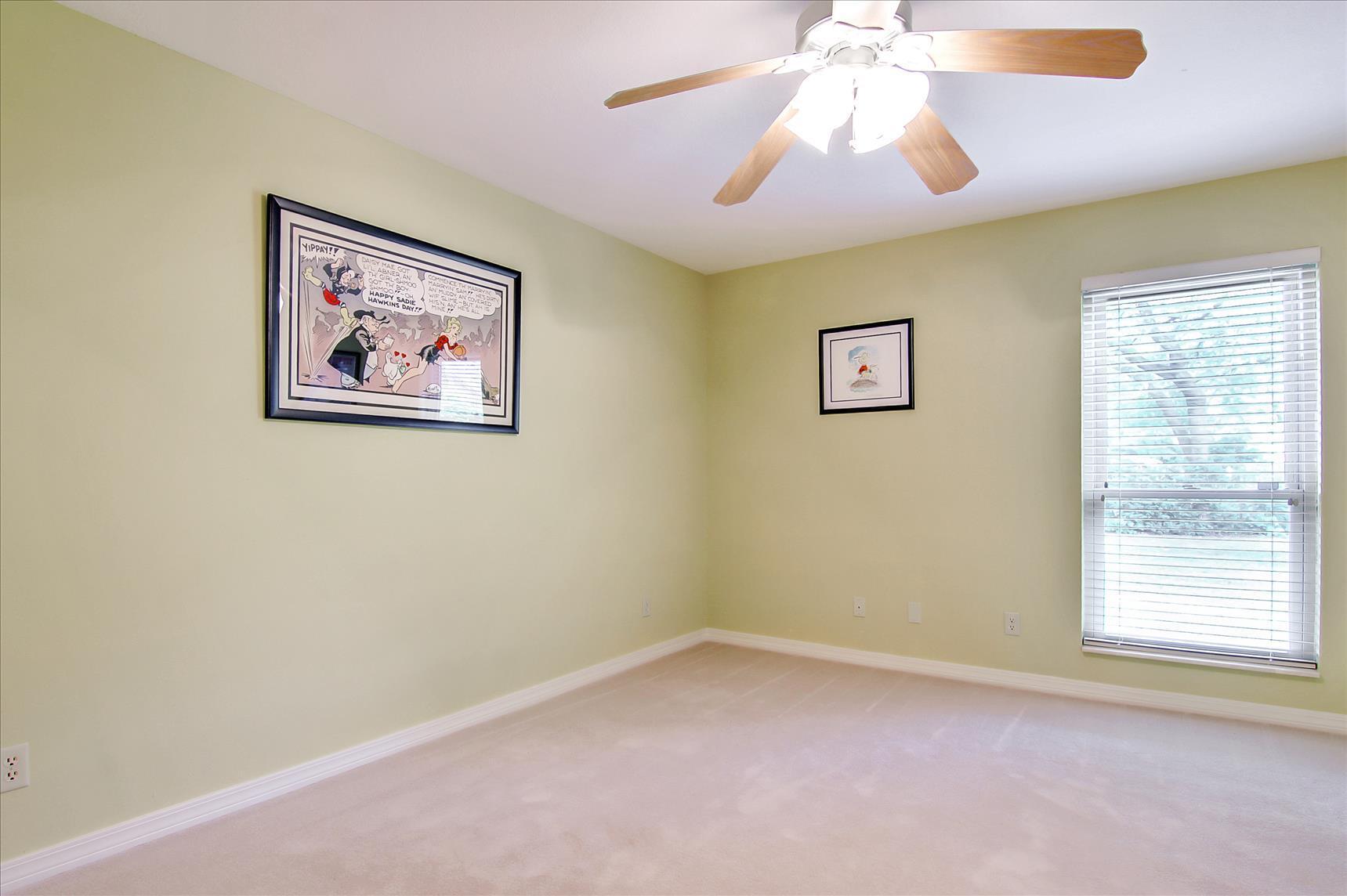 LAKE LORRAINE ESTATES - Residential