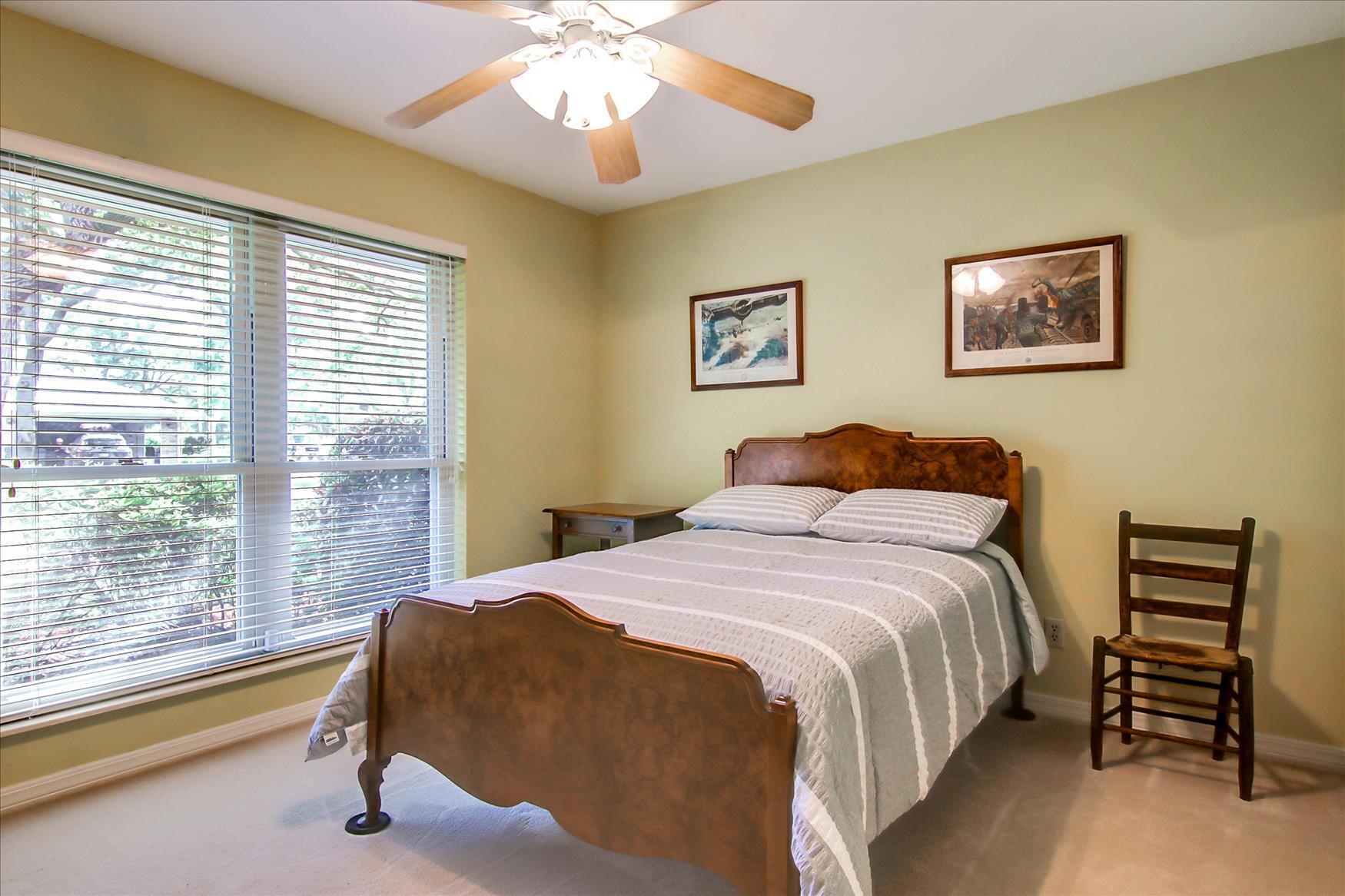 LAKE LORRAINE ESTATES - Residential