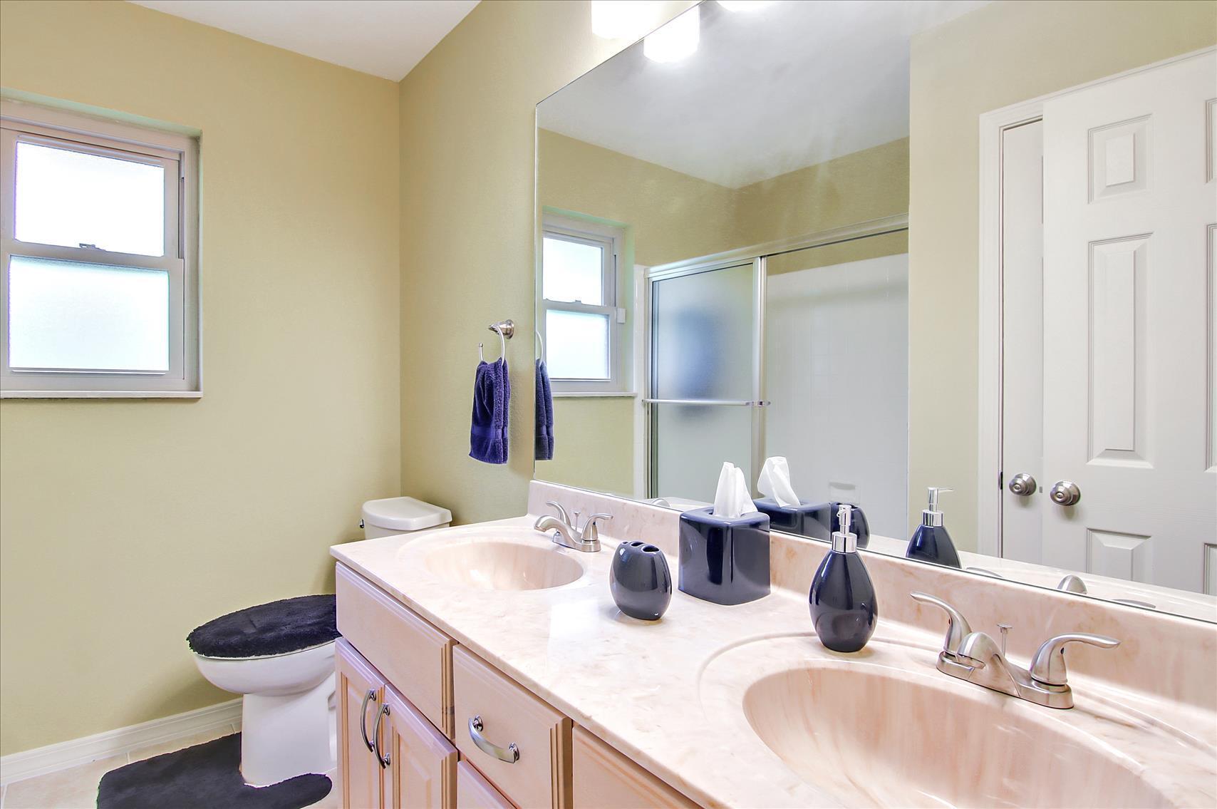 LAKE LORRAINE ESTATES - Residential