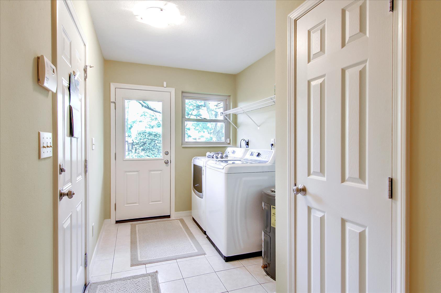 LAKE LORRAINE ESTATES - Residential