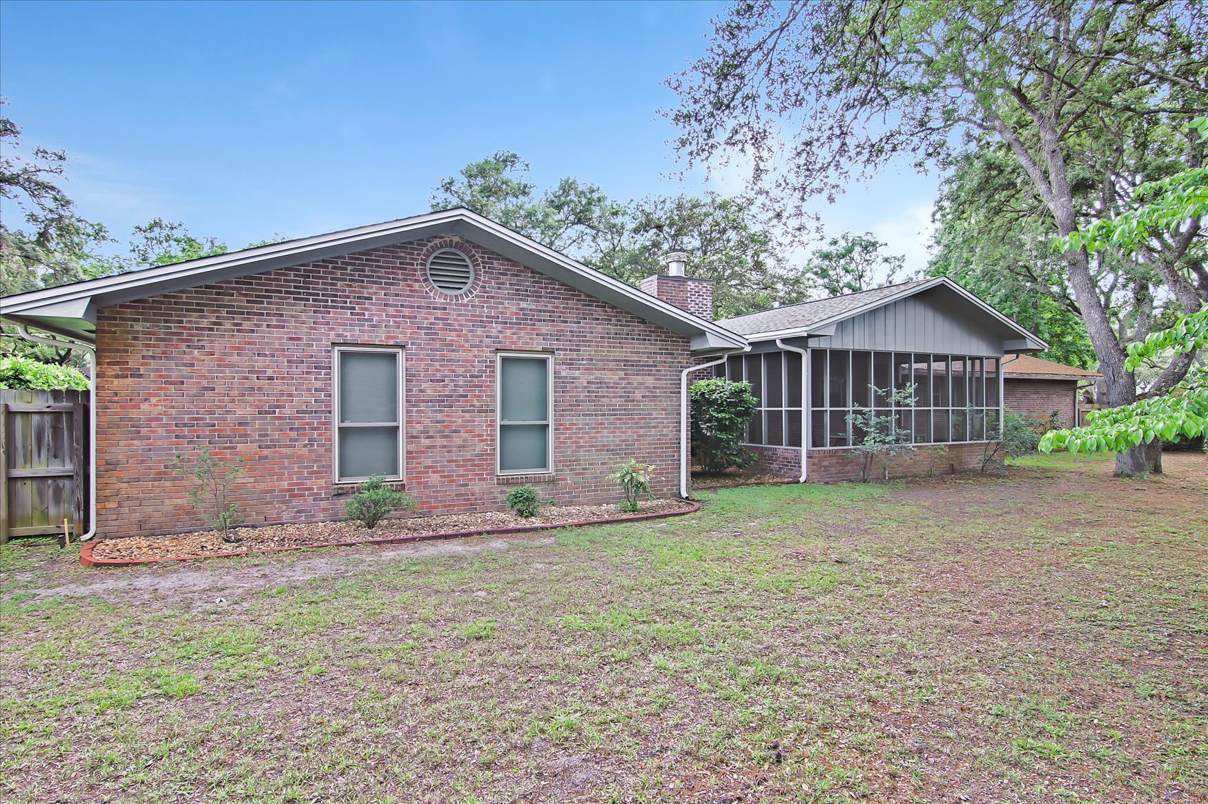 LAKE LORRAINE ESTATES - Residential
